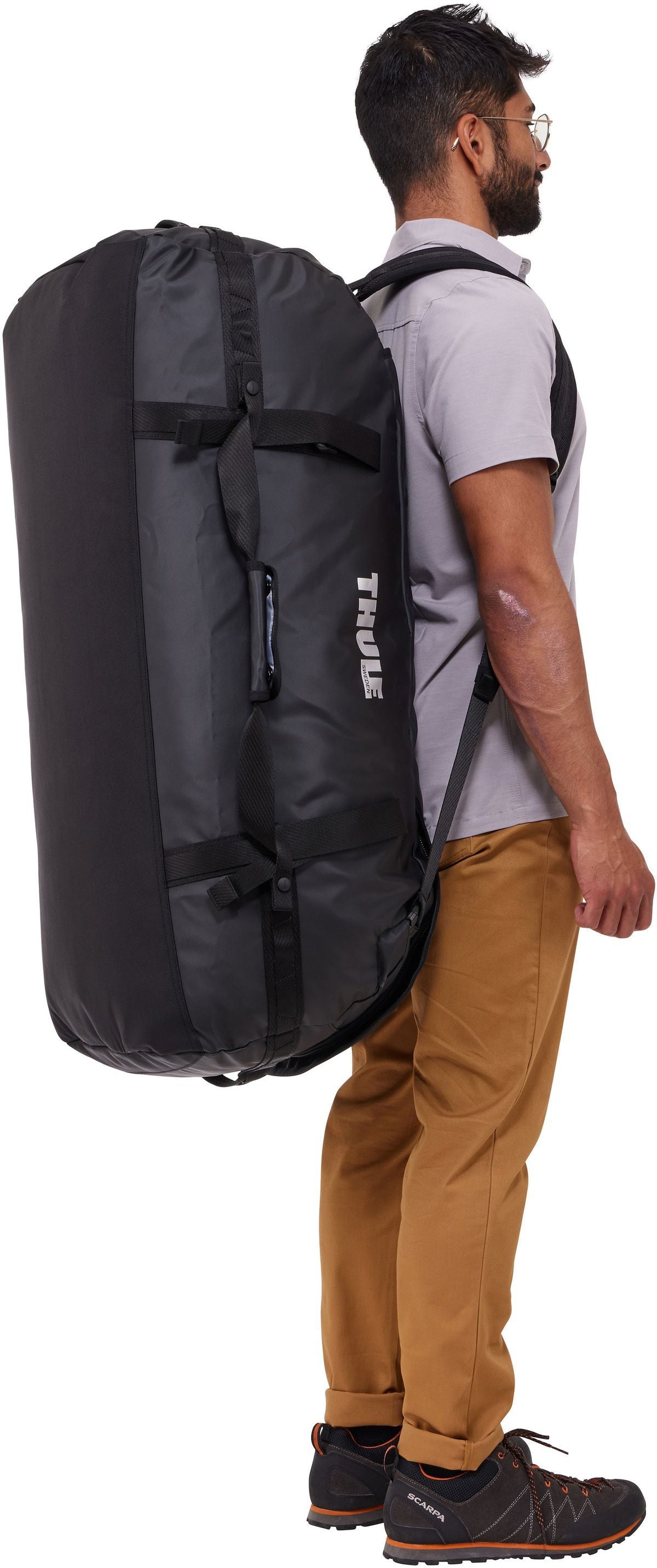 Thule Chasm 130L Black Dufflebag – Silhouettenansicht