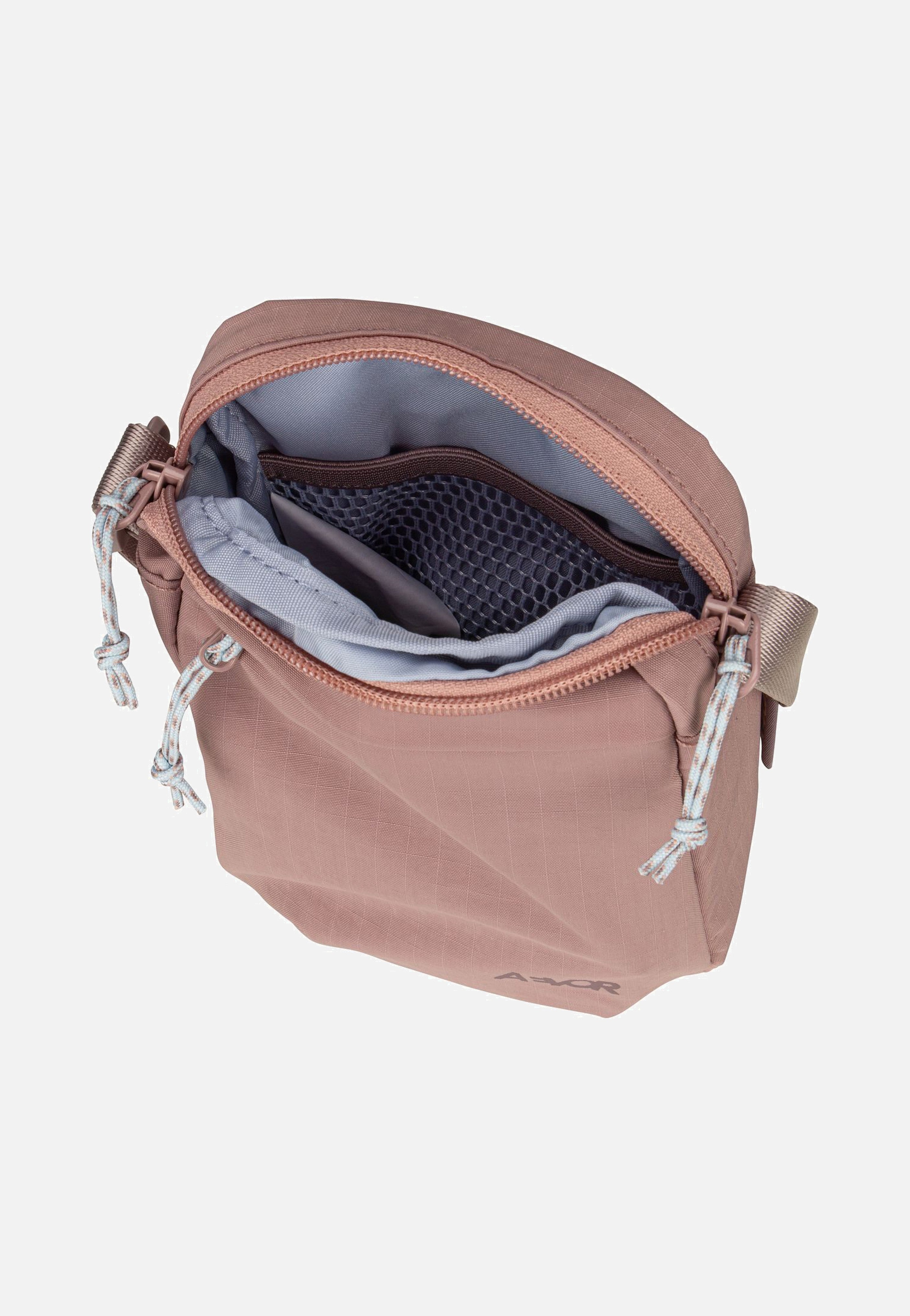 AEVOR Easy Ride Pouch Rosewood Umhängetasche