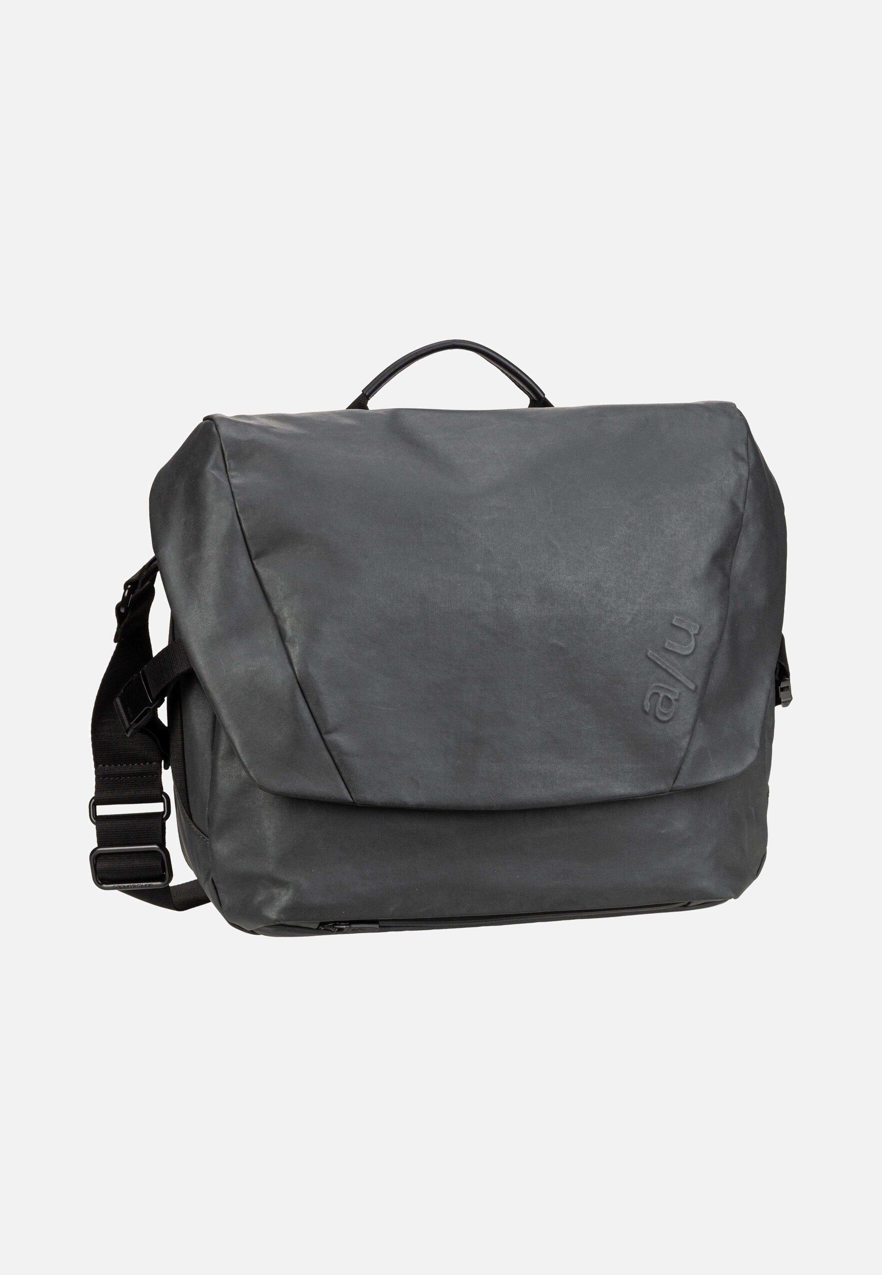 aunts & uncles - Yamakuni RE Volcanic Ash - Messenger Bag | Neutral-Image