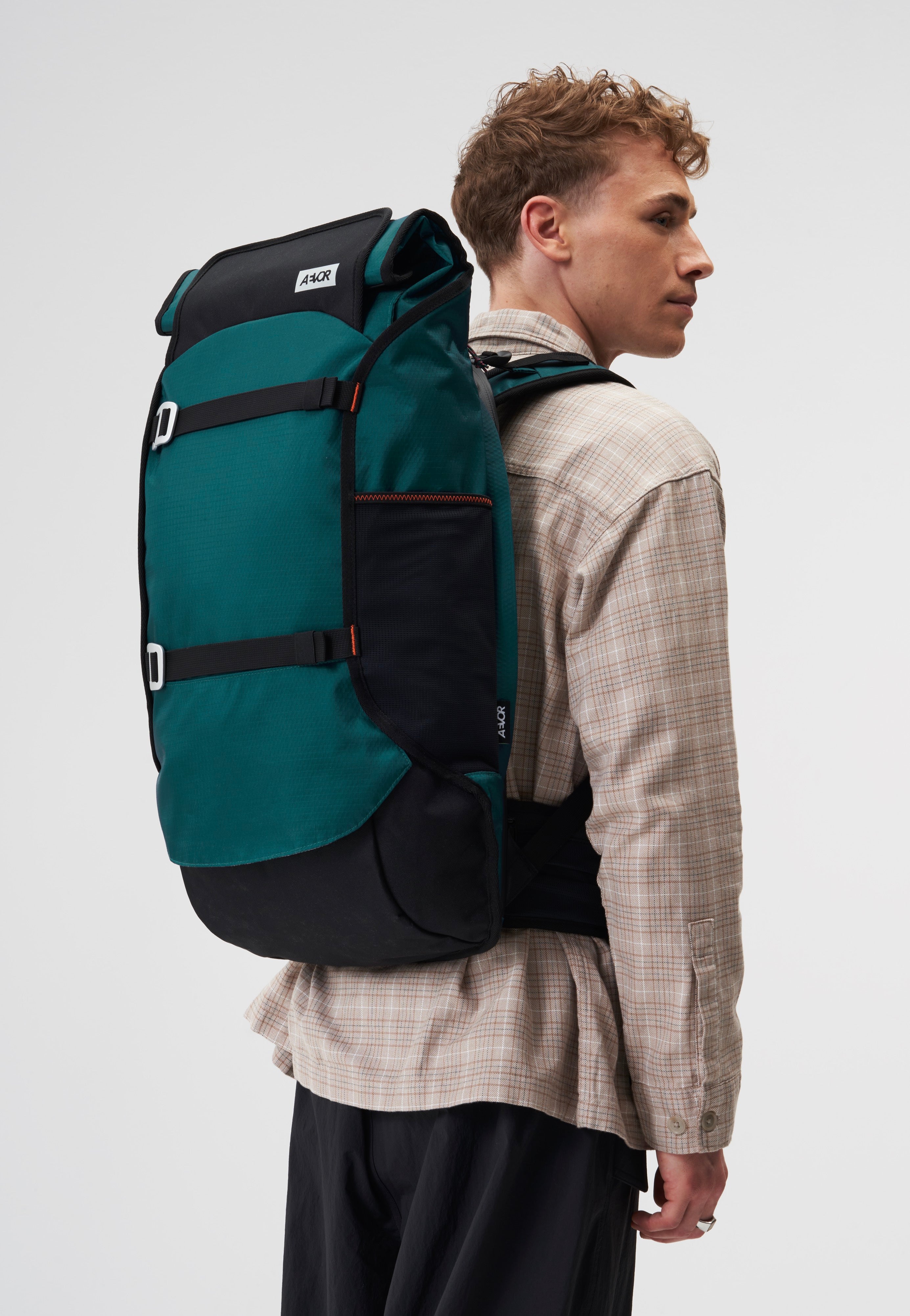 AEVOR Travel Pack Proof Evergreen Travel Rucksack