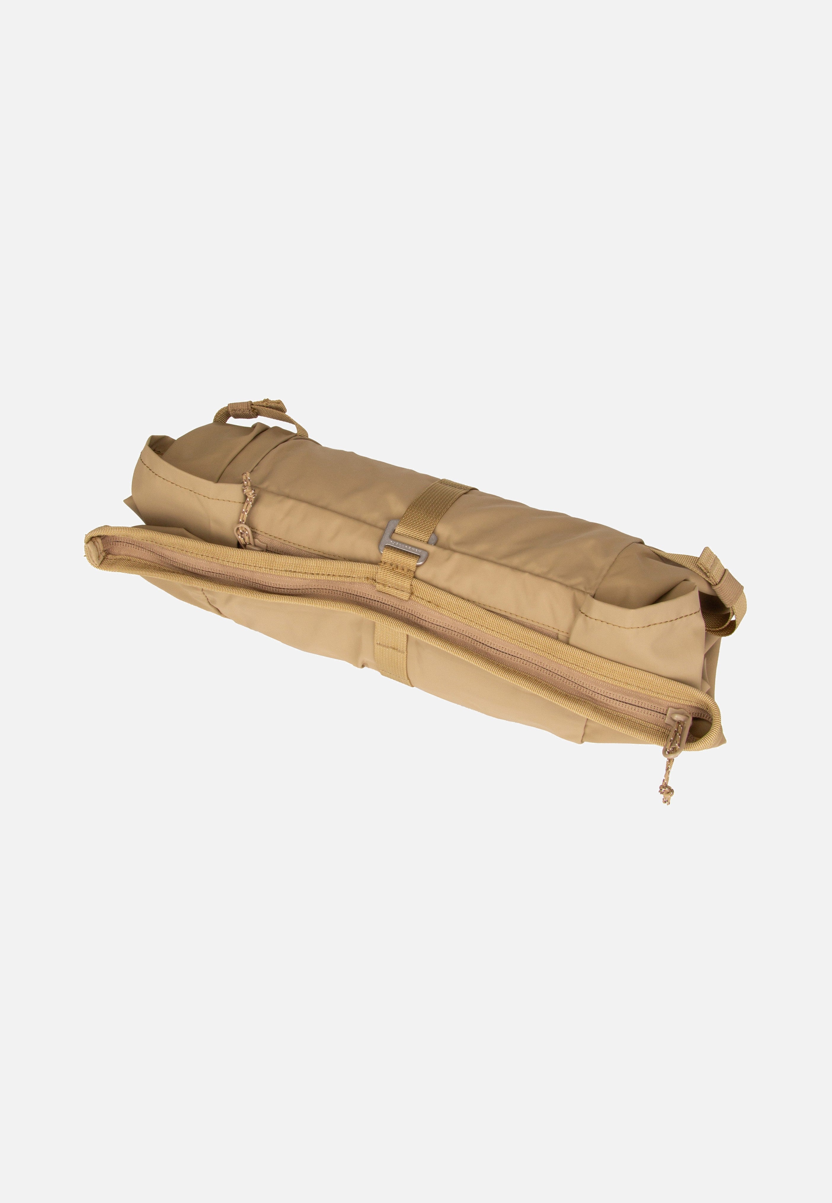Fjällräven - High Coast Foldsack 24 Clay - Rolltop Backpack | Neutral-Image