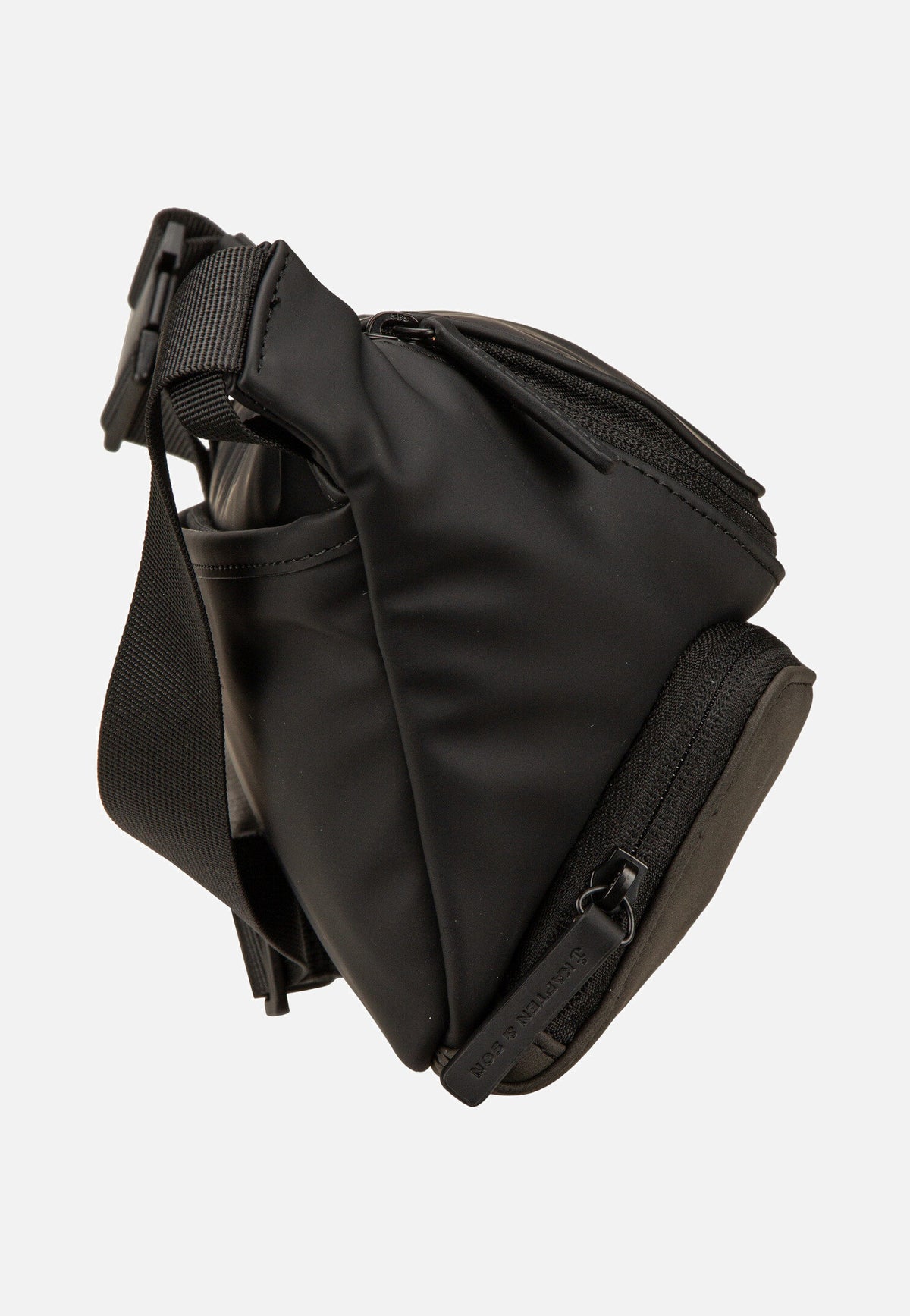 Kapten & Son Bali All Black Sling Bag