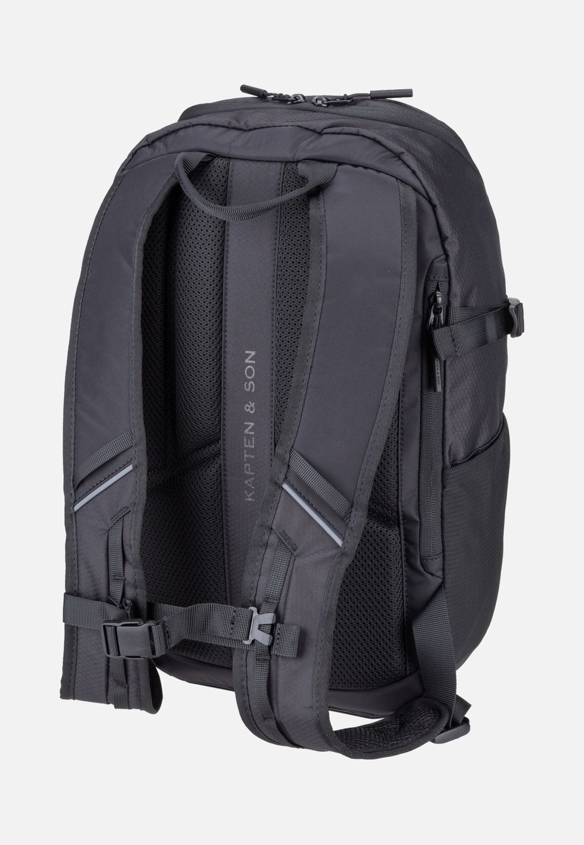 Kapten & Son Are Daypack Light All Black Rucksack