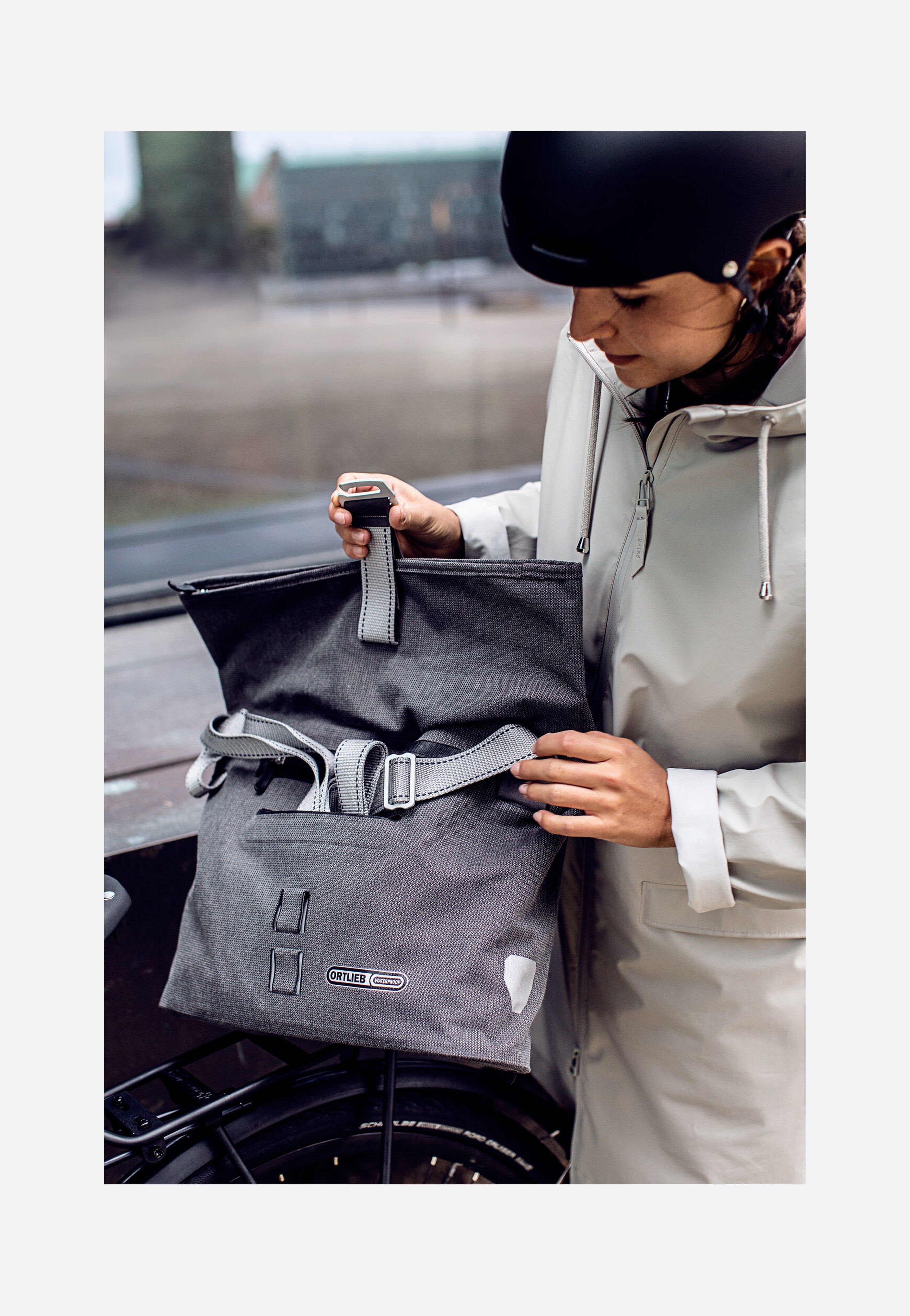 ORTLIEB - Twin-City Urban Pepper - Bike Bag | Neutral-Image