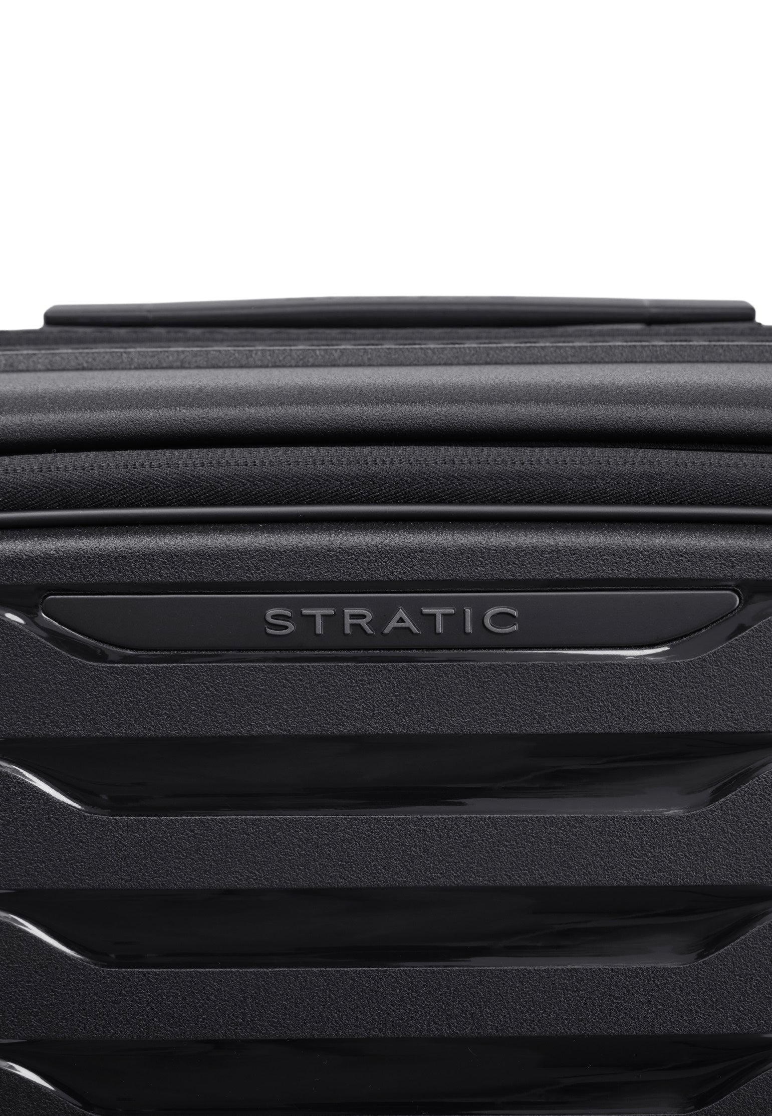 Stratic Novium ML Trolley S Black Suitcase