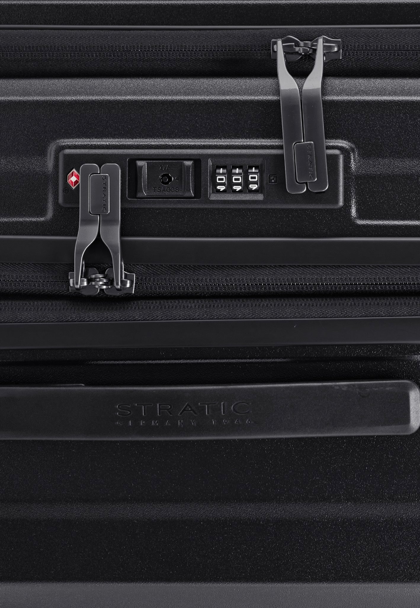 Stratic Phoenix ML Trolley M Black Suitcase