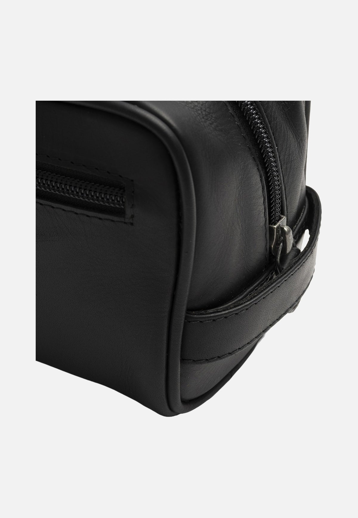 The Chesterfield Brand Tavira 0636 Black Kulturbeutel