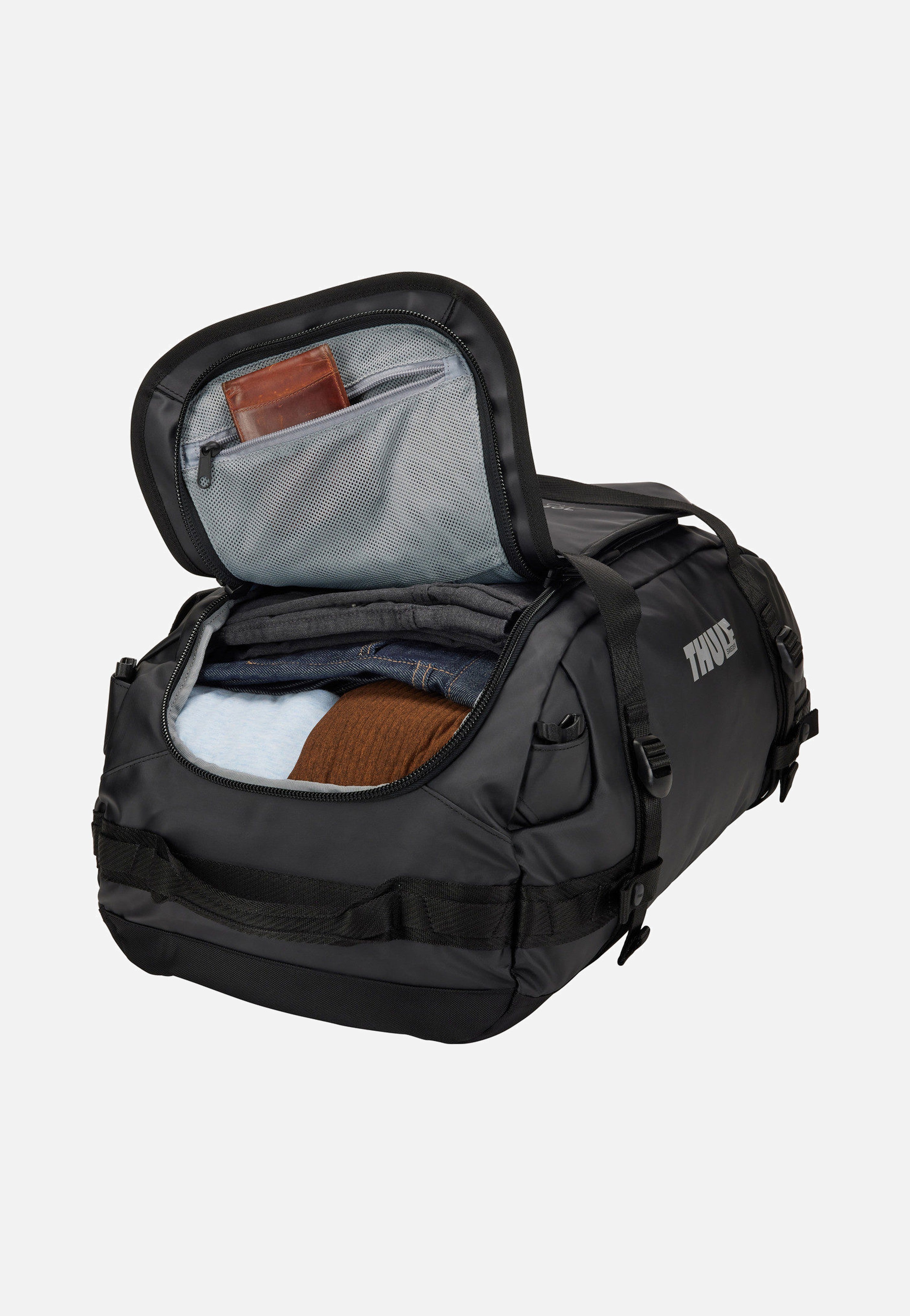 Thule - Chasm 40L Black - Dufflebag | Neutral-Image