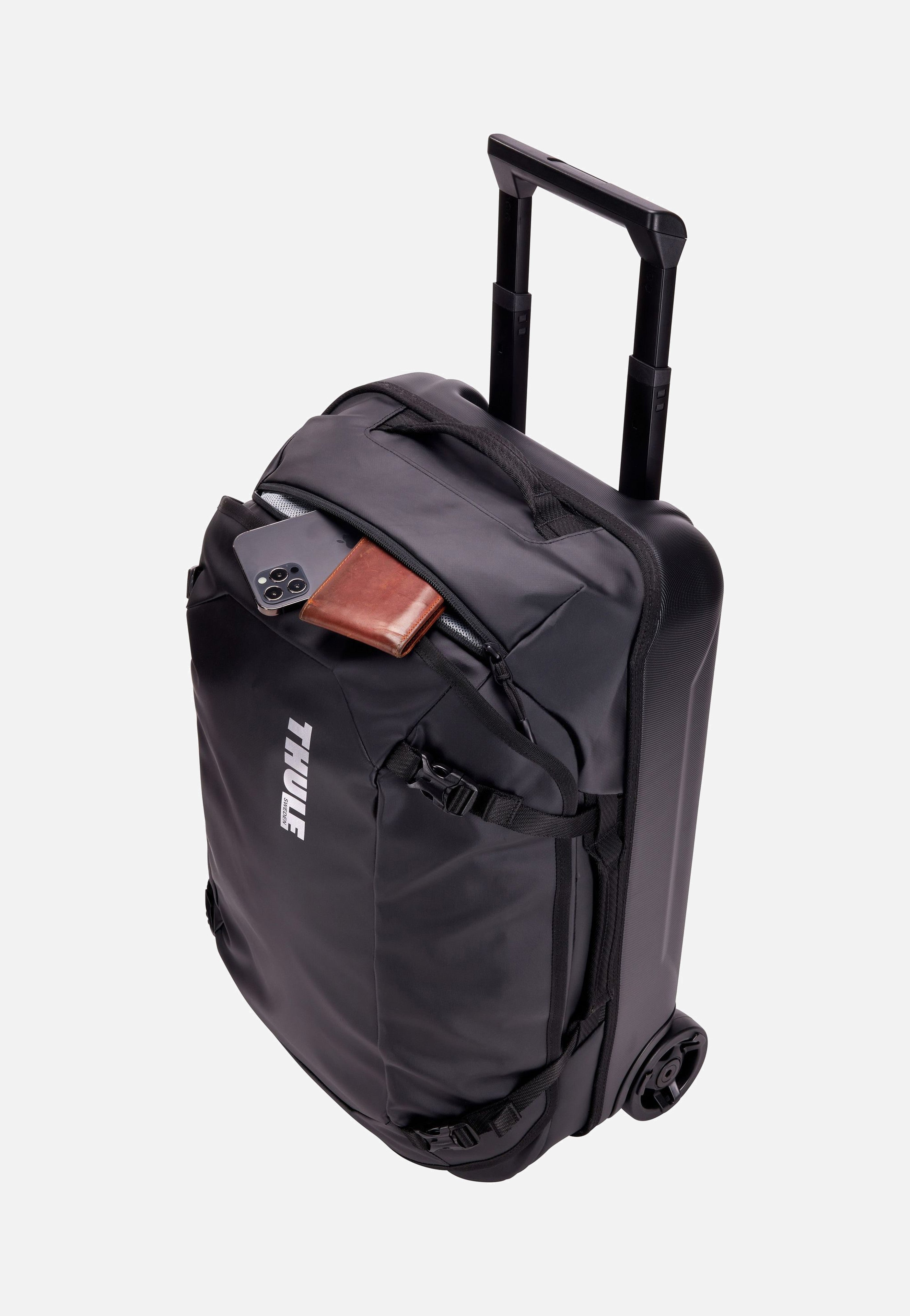 Thule Chasm Wheeled Carry-On Duffel Black Koffer