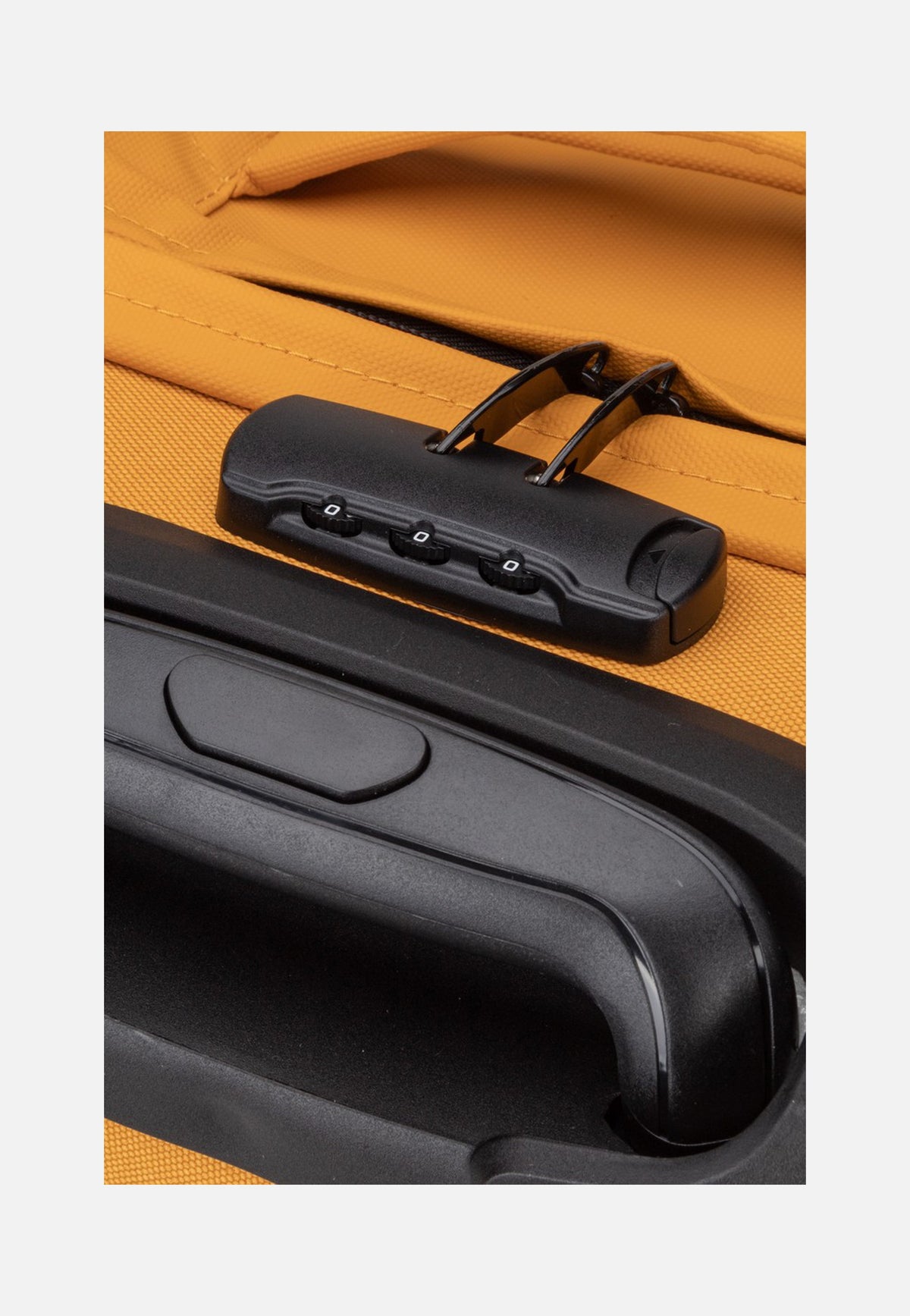 travelite Bolonia Wheeled Duffle M Yellow Reisetasche mit Rollen