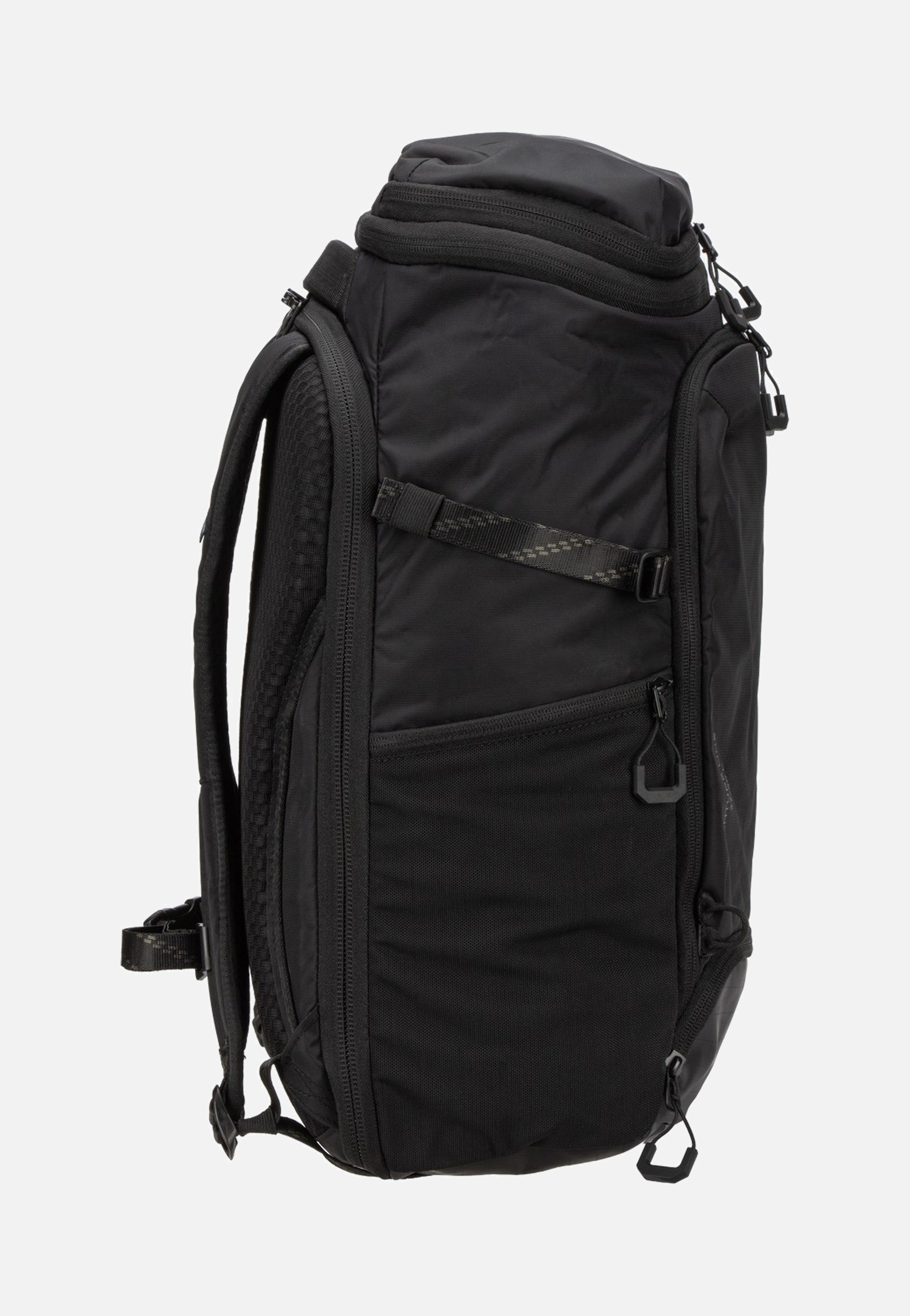 travelite Venture Line XL Black Rucksack