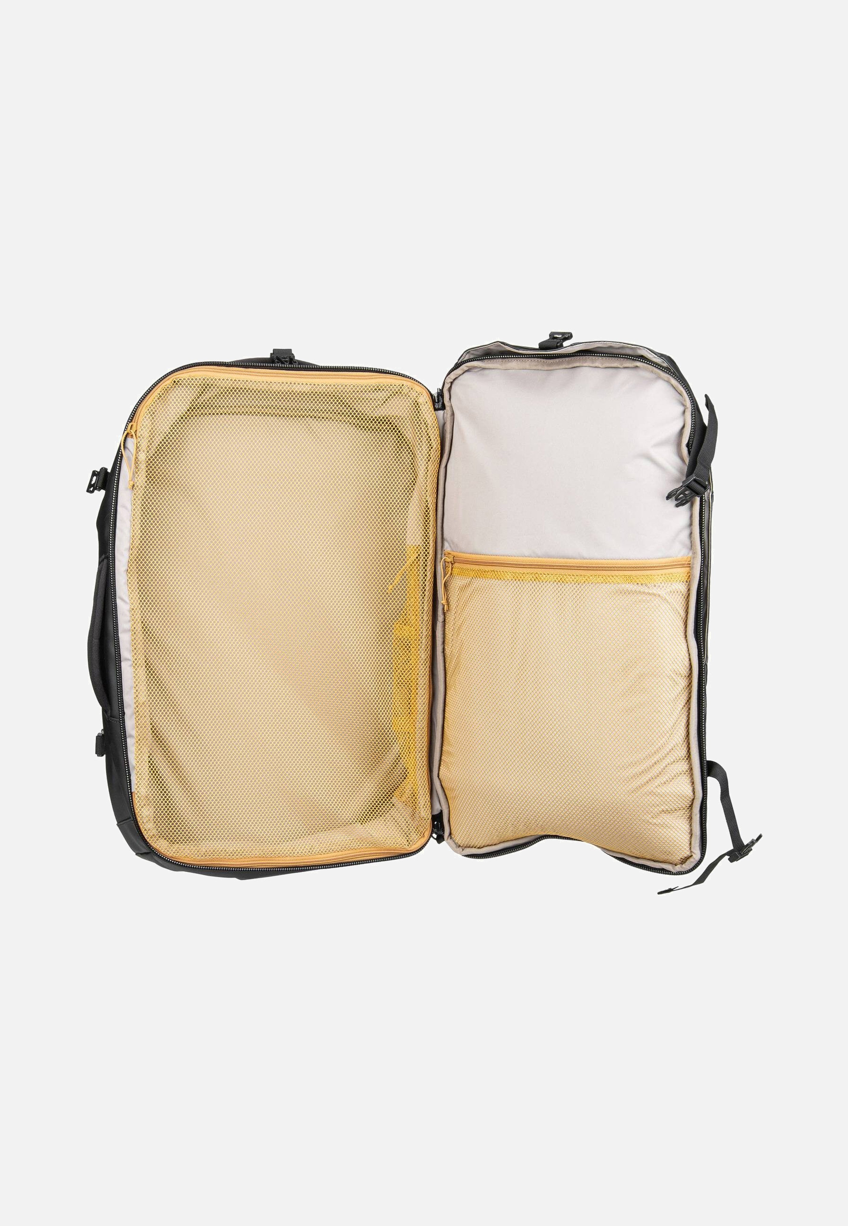 Vaude - Mundo Proof Carry-On 38 Black - Travel Backpack | Neutral-Image