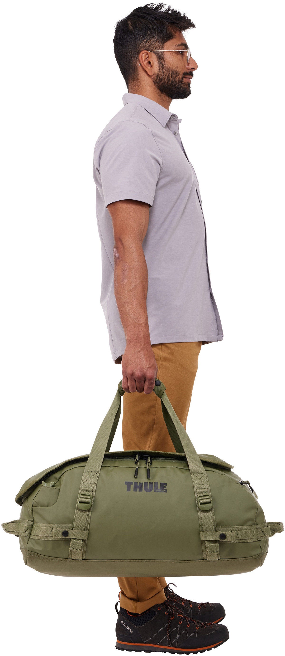 Thule Chasm 40L Olivine Dufflebag – Silhouettenansicht
