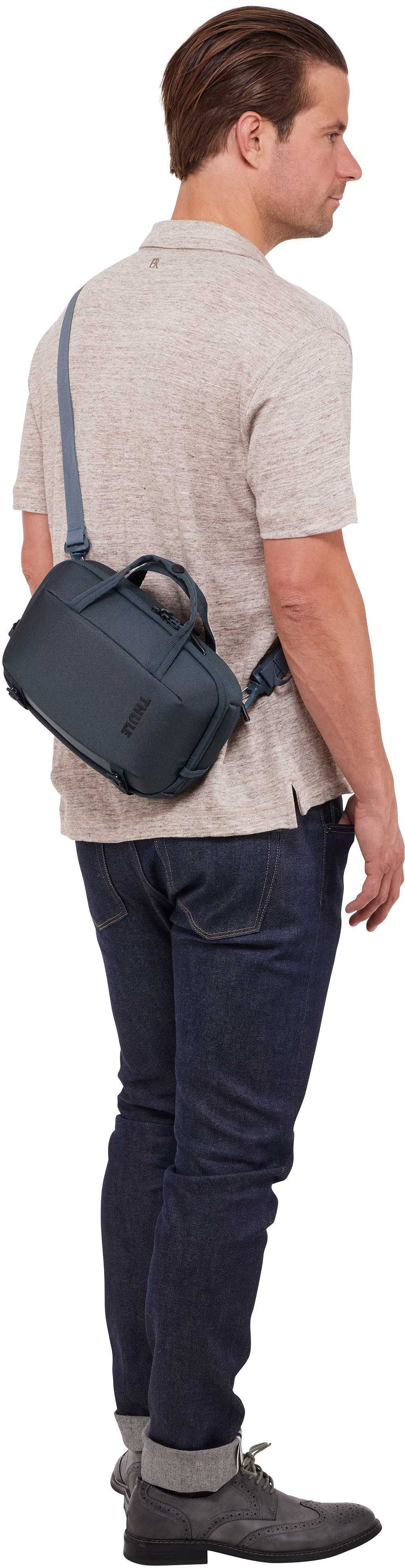 Thule Subterra 2 5L Dark Slate Crossbody Bag – Silhouettenansicht