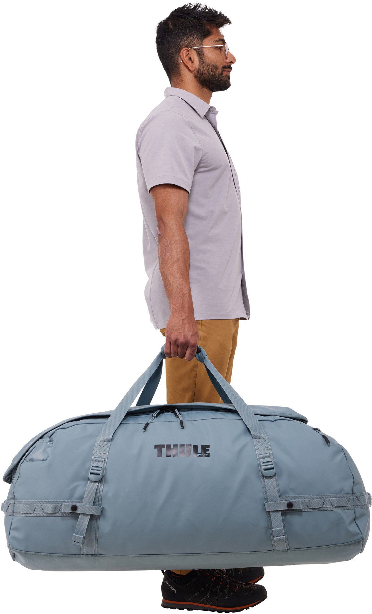 Thule Chasm 130L Pond Gray Dufflebag – Silhouettenansicht