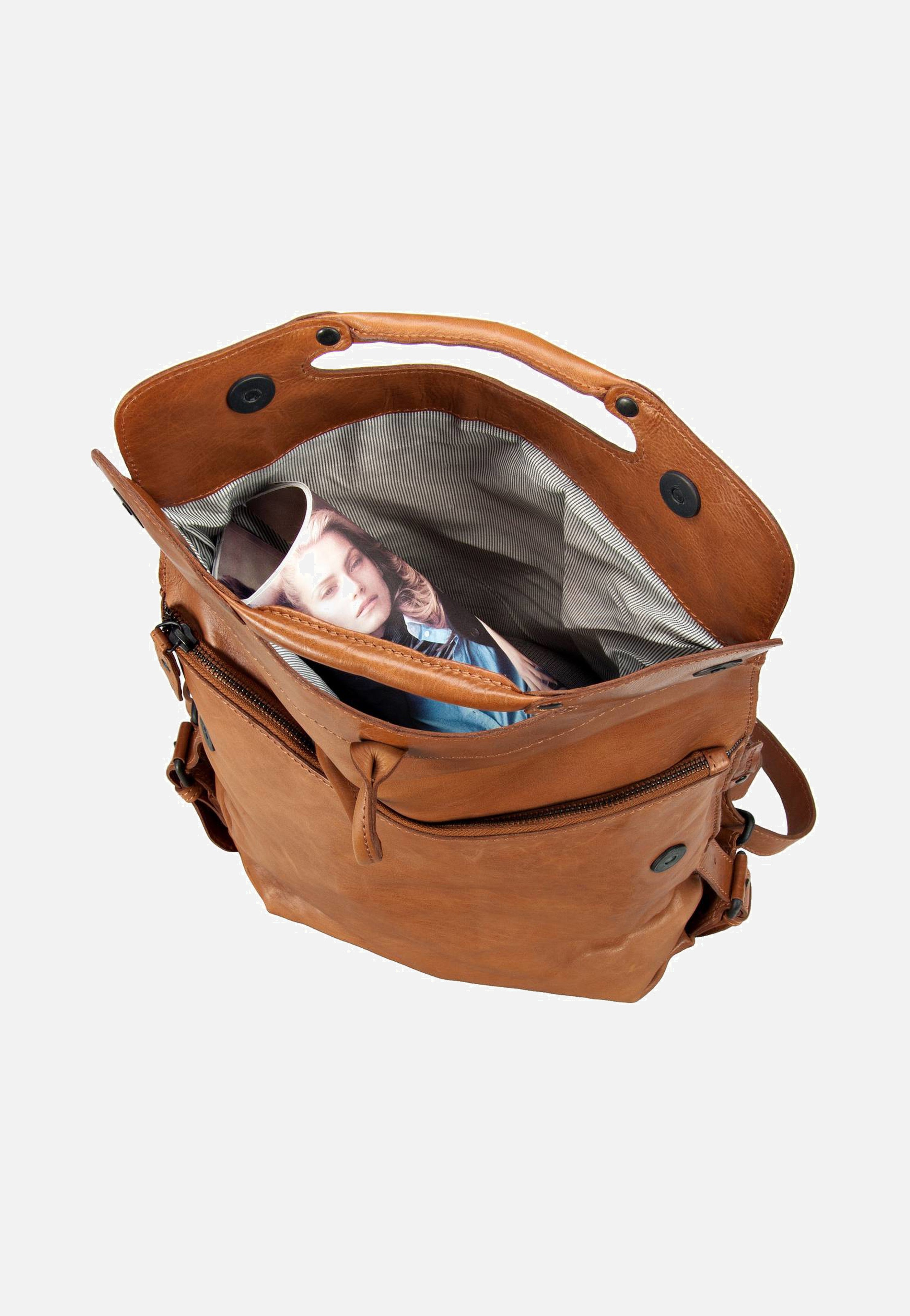 aunts & uncles - Mrs. Mince Pie Caramel - Backpack | Women-Image