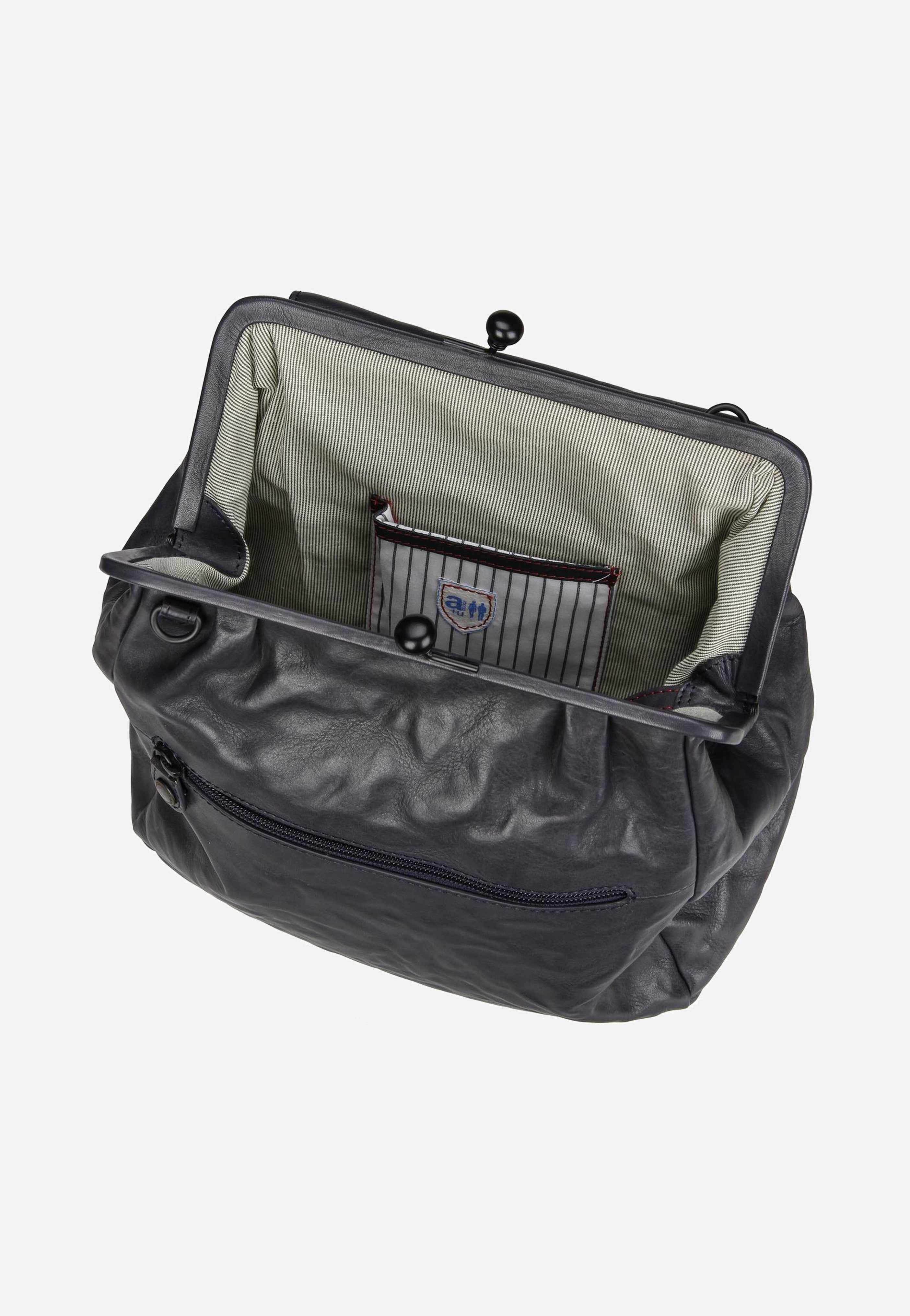 aunts & uncles - Mrs. Mousse Night Sky - Pouch Bag | Women-Image