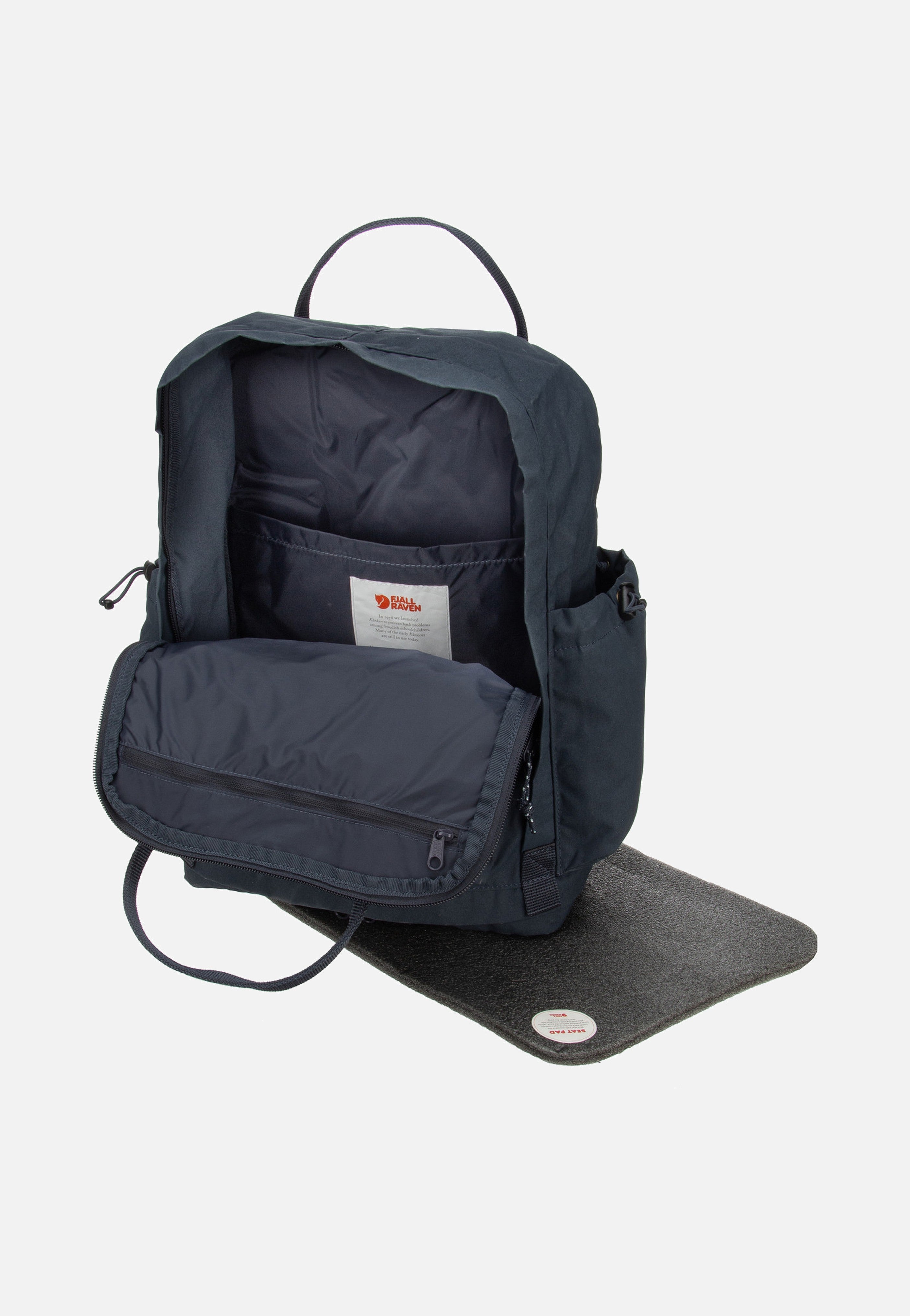 Fjällräven - Kanken Outlong Navy - Backpack | Neutral-Image