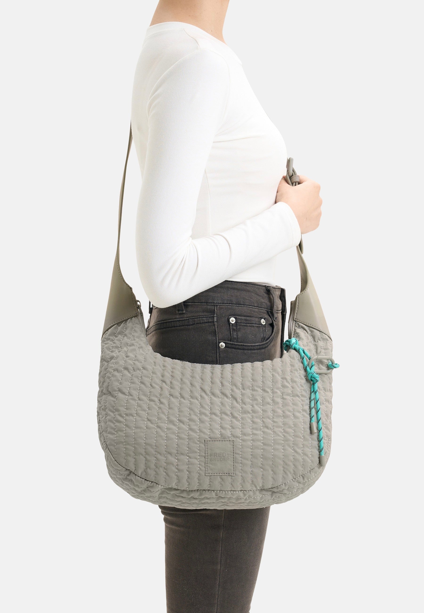 Fredsbruder Just Flow Round Hobo Light Grey Hobo Bag