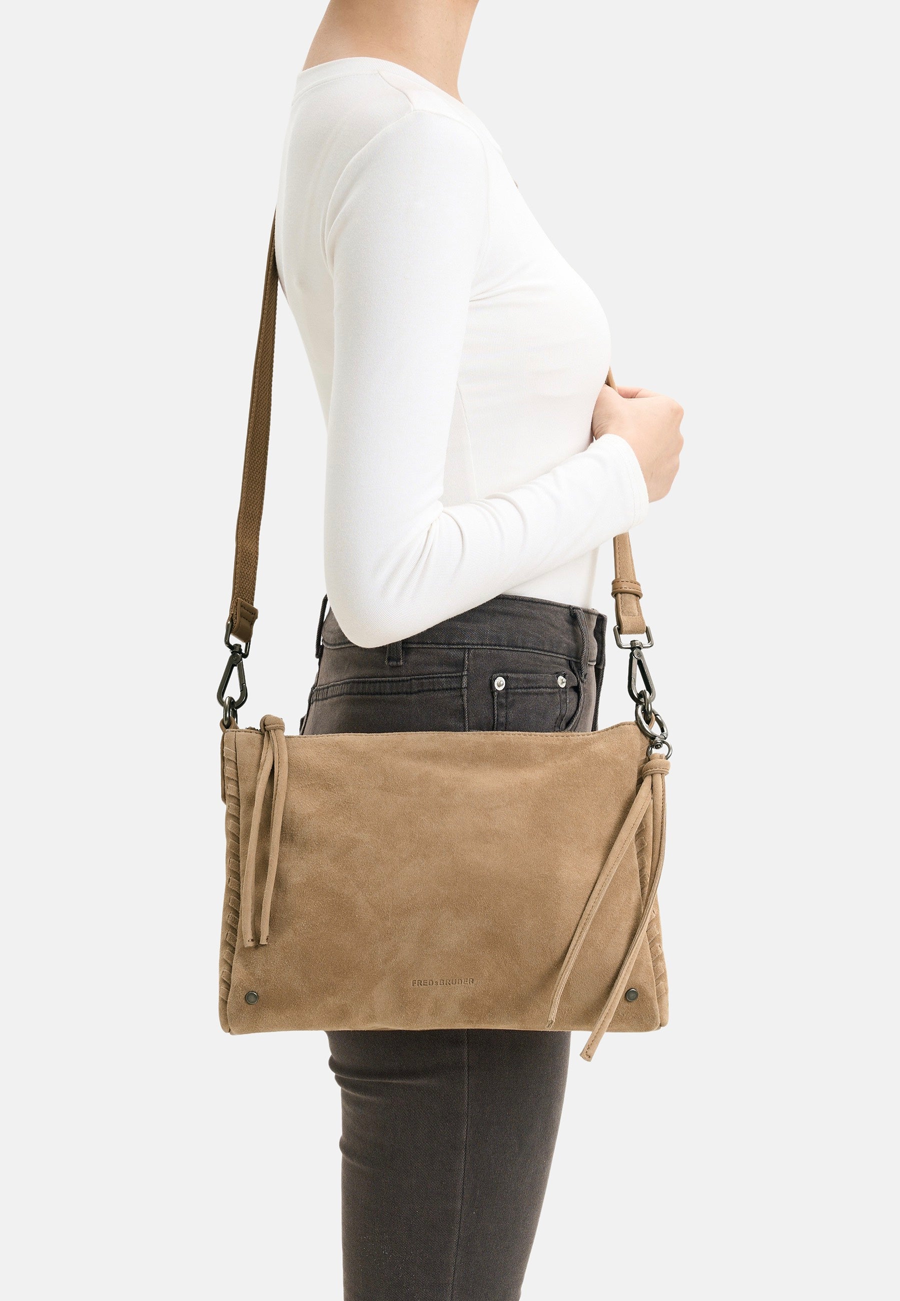 Fredsbruder Whipstitch Soul Crossbag Dark Sand Umhängetasche