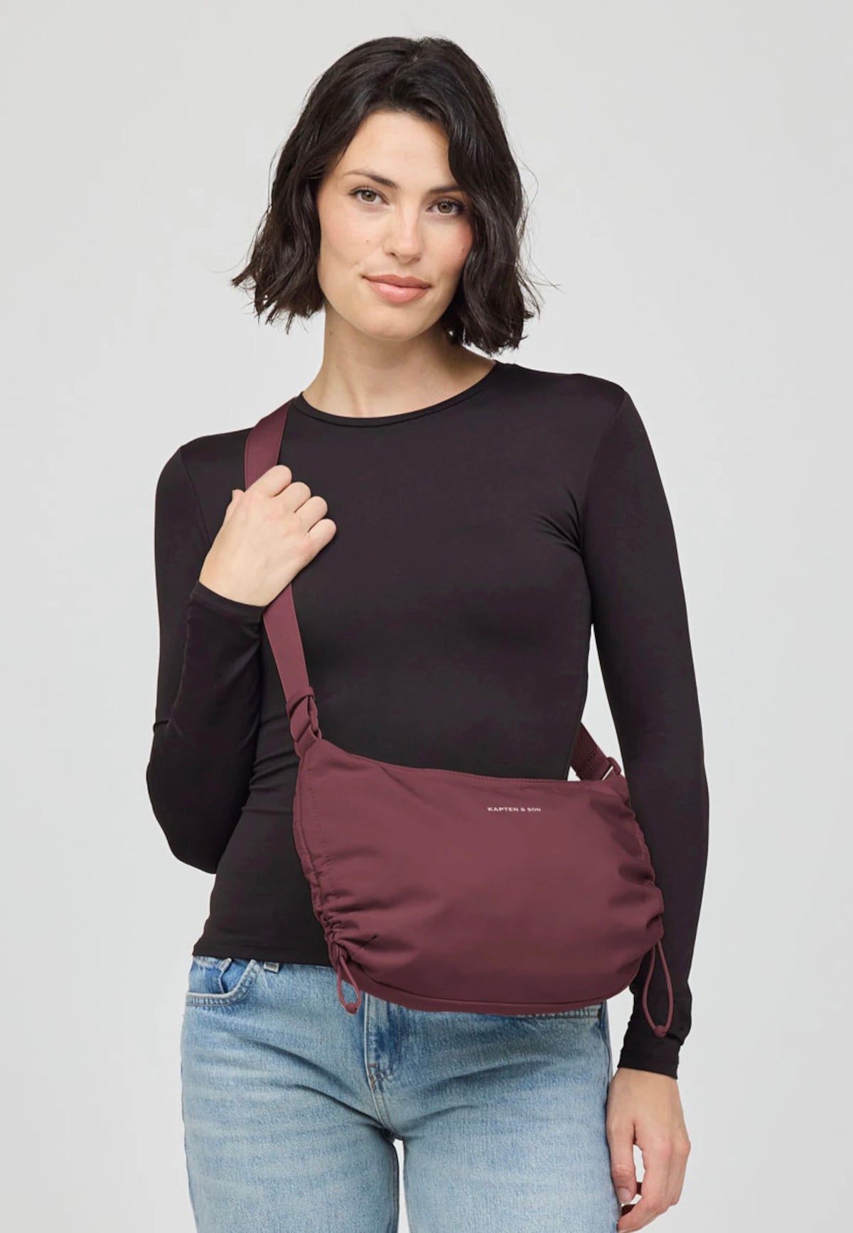 Kapten & Son Skara Small Burgundy Crossbody Bag