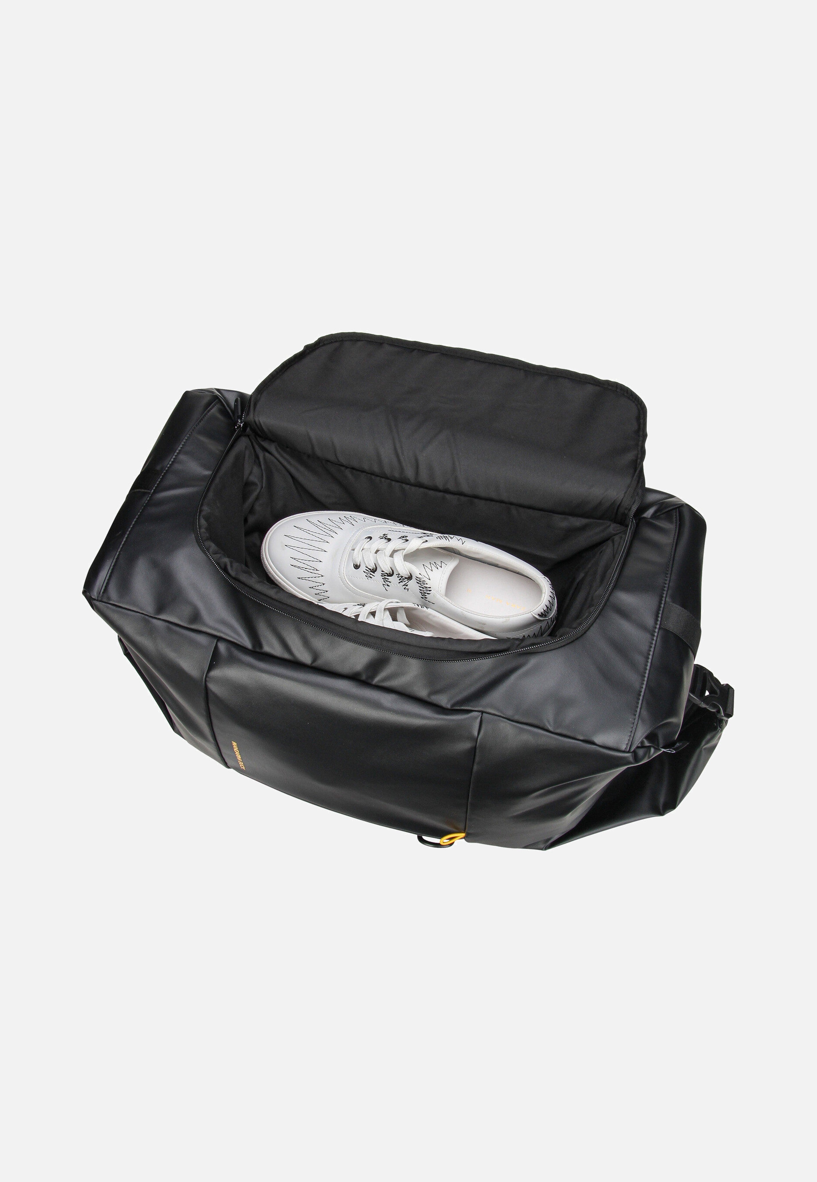 Mandarina Duck - Eco Coated Duffle OSB02 Black - Dufflebag | Neutral-Image