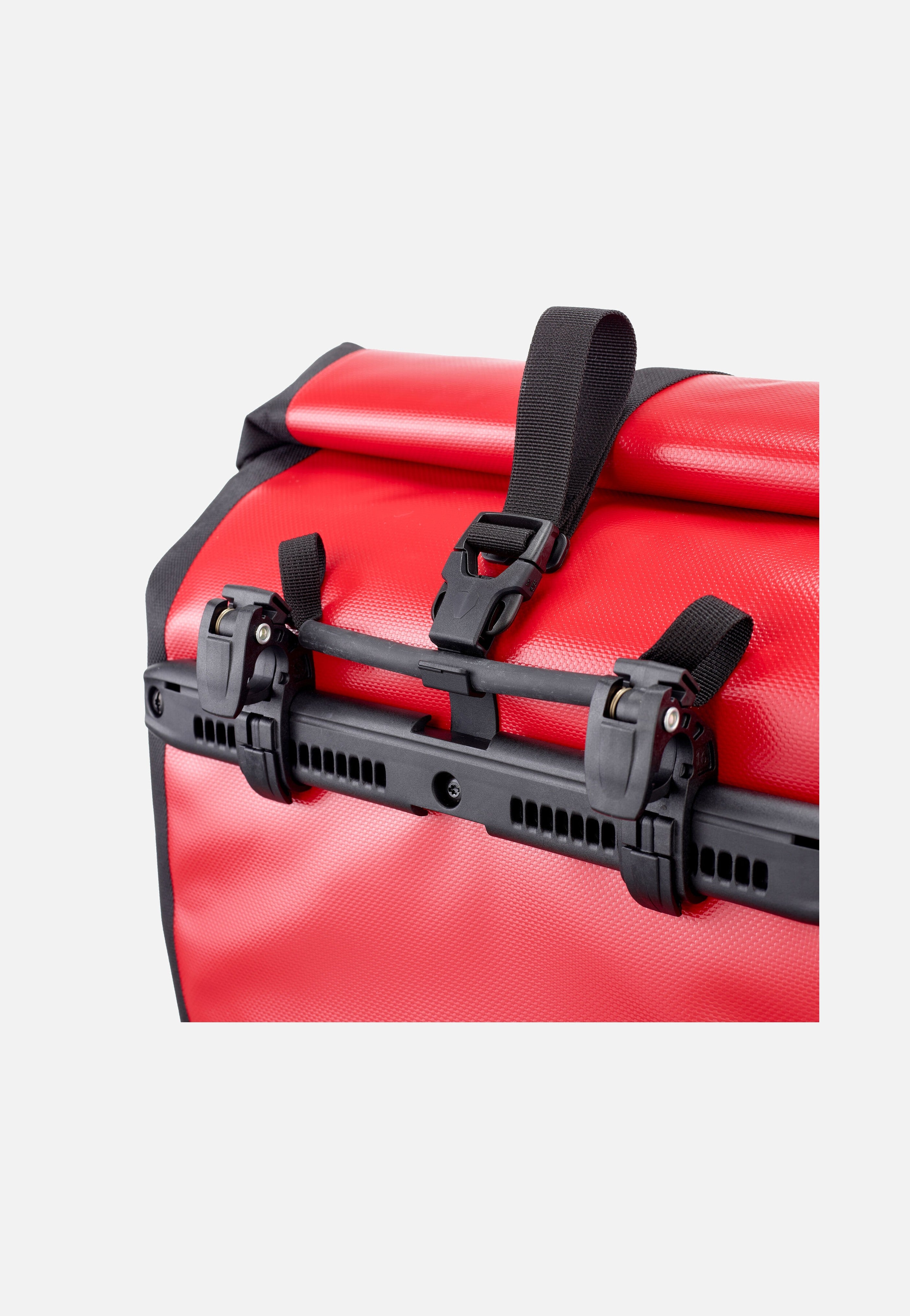 ORTLIEB - Back-Roller Rot Schwarz - Bike Bag | Neutral-Image