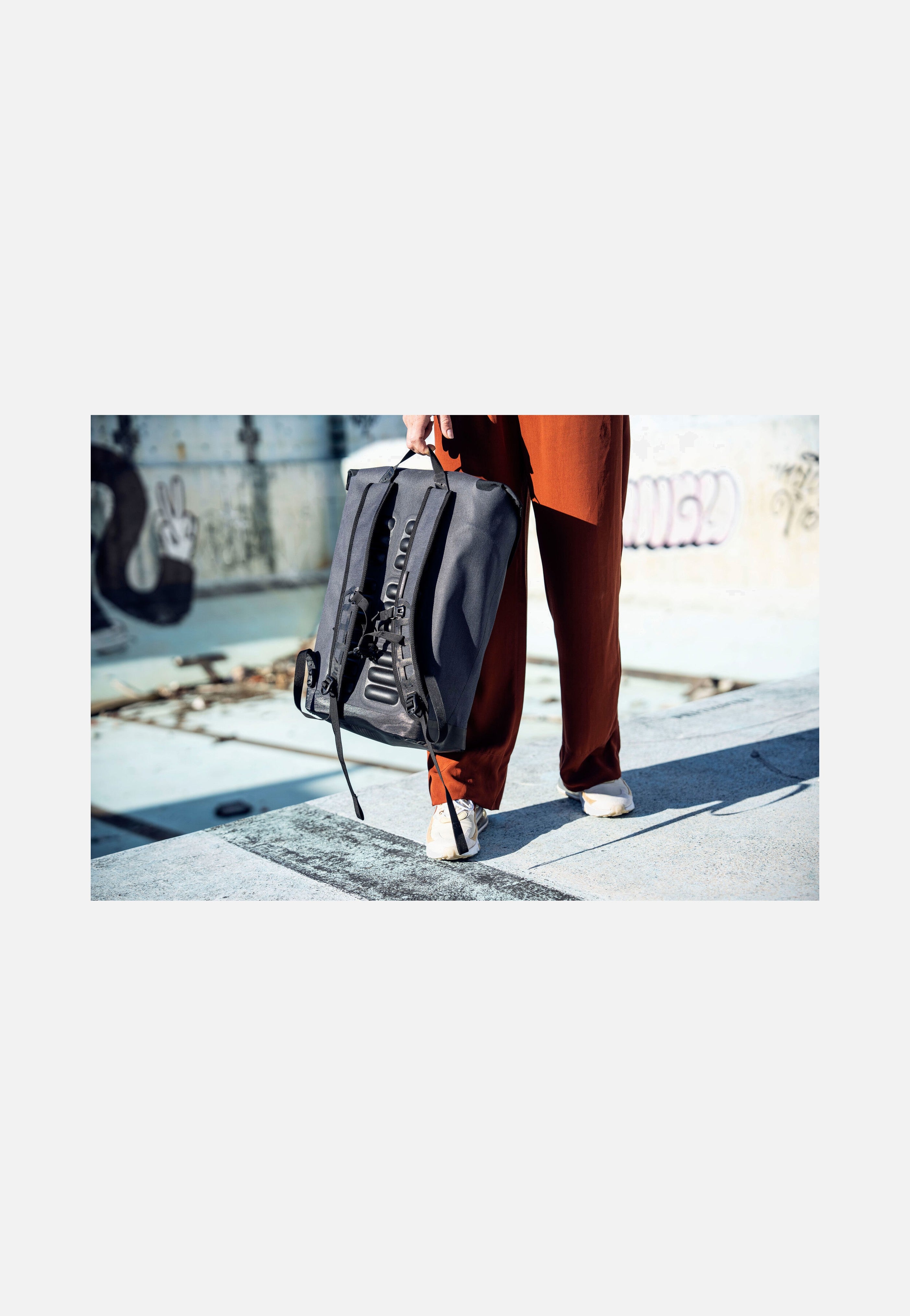 ORTLIEB - Soulo Ebony - Backpack | Neutral-Image