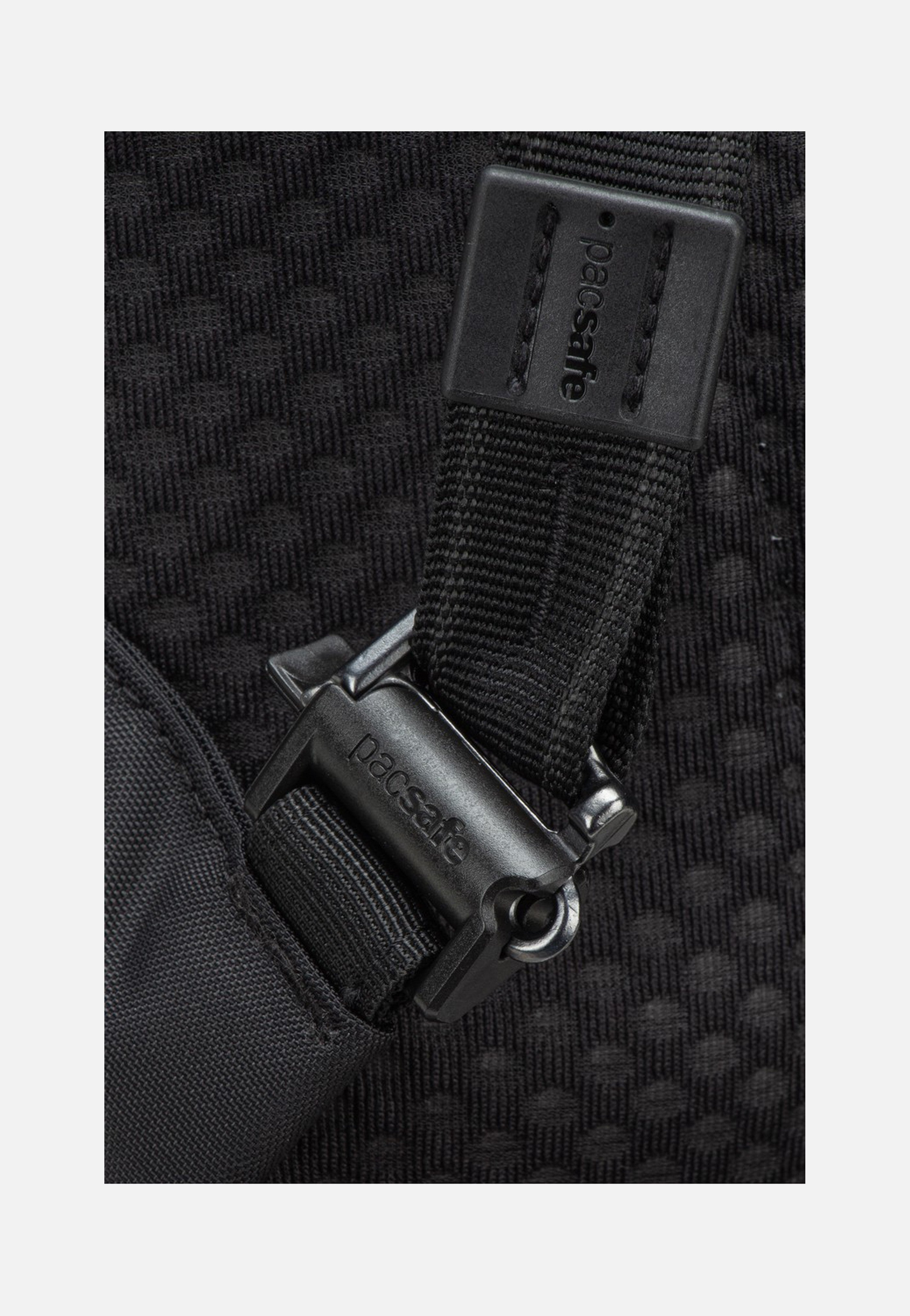 Pacsafe V12L Tech Black Rucksack