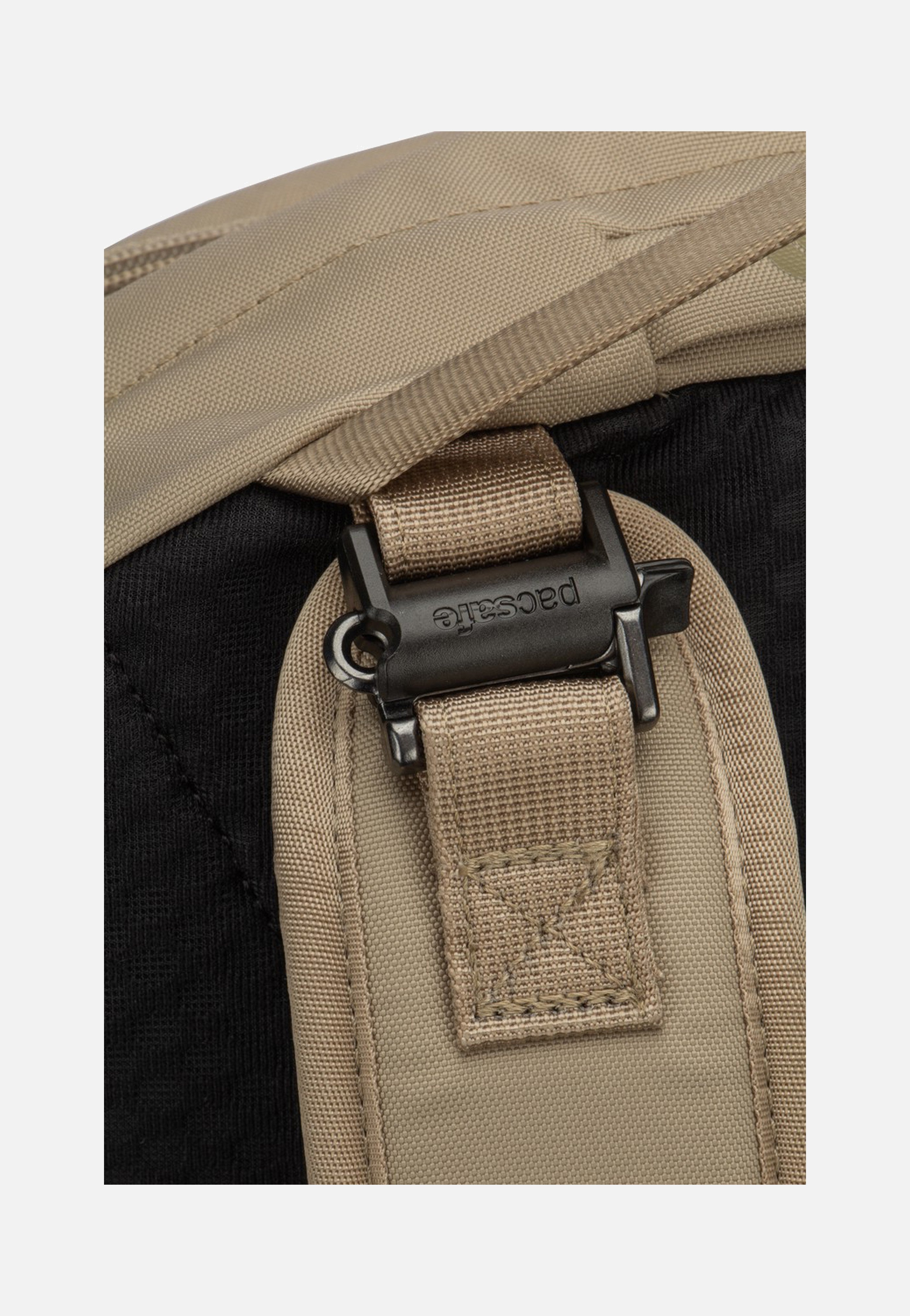 Pacsafe V 24L Active Beige Rucksack