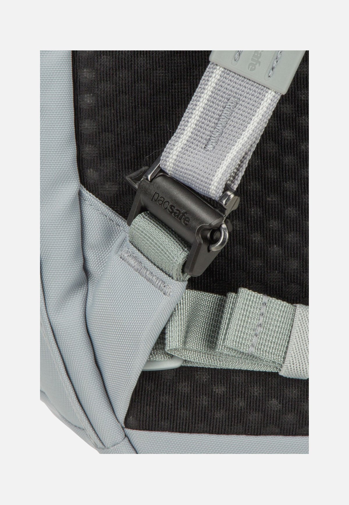 Pacsafe V 26L Tour Digital Gray Rucksack
