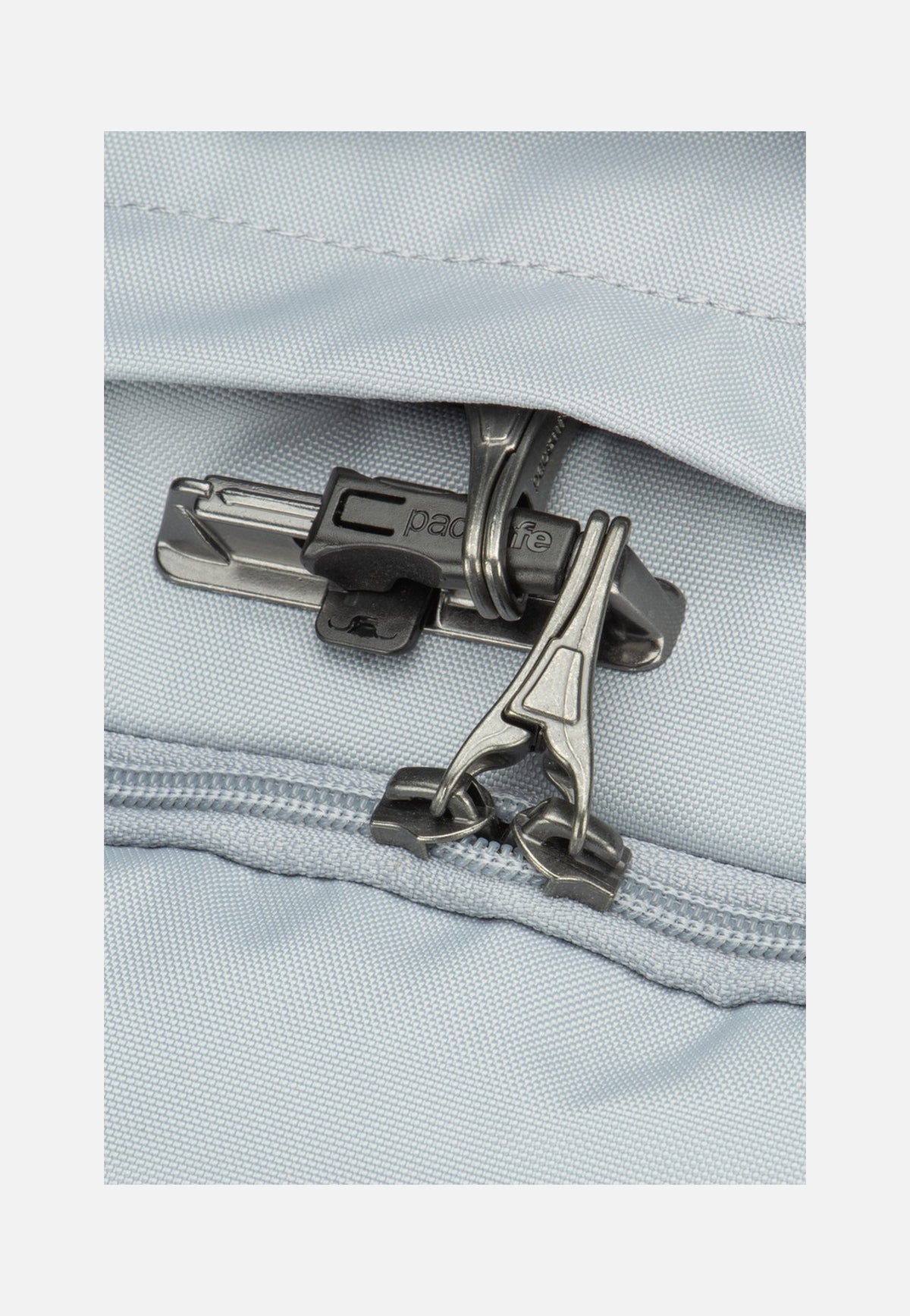Pacsafe V 26L Tour Digital Gray Rucksack