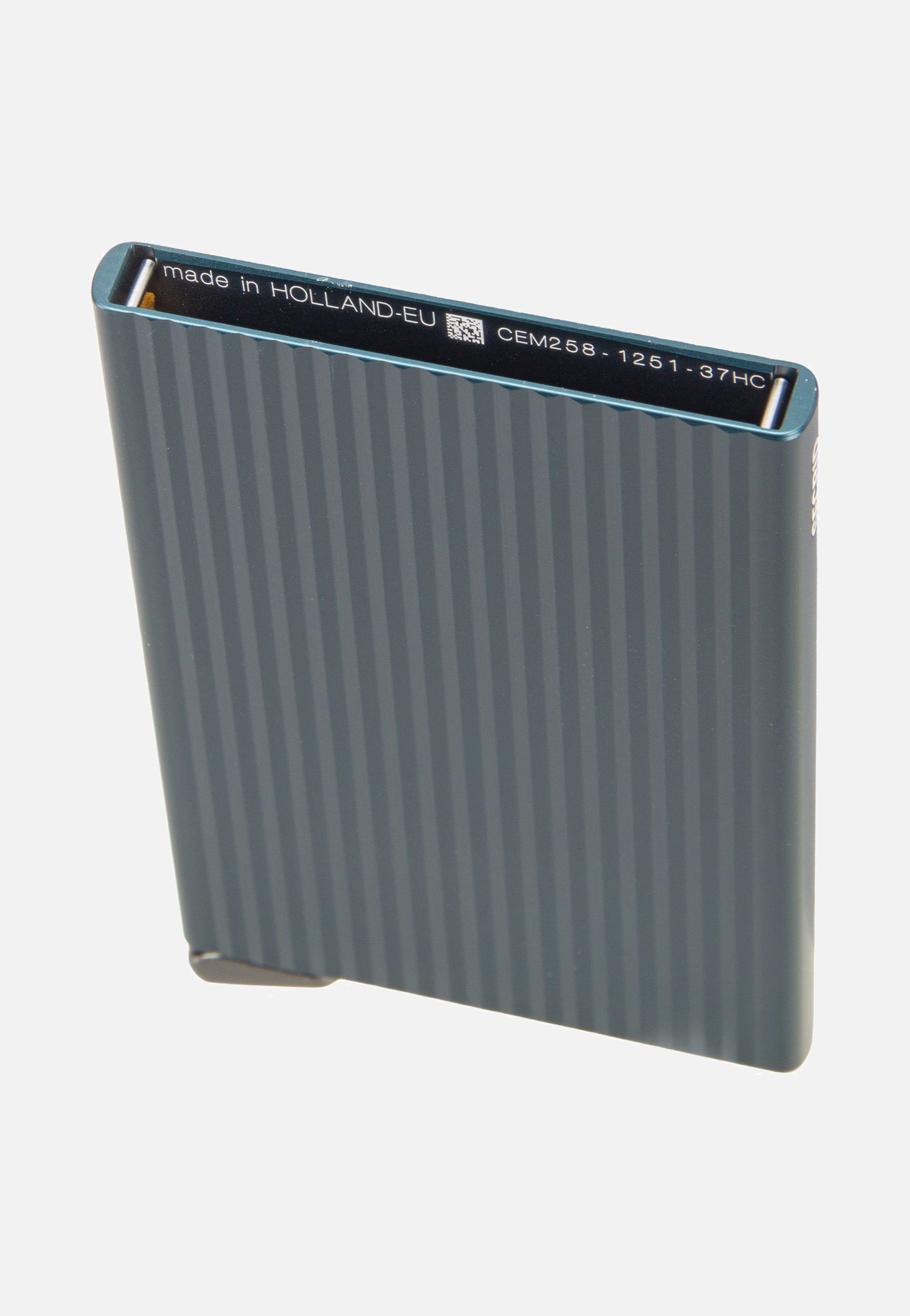 Secrid Cardprotector Fluted Teal+ Card Holder