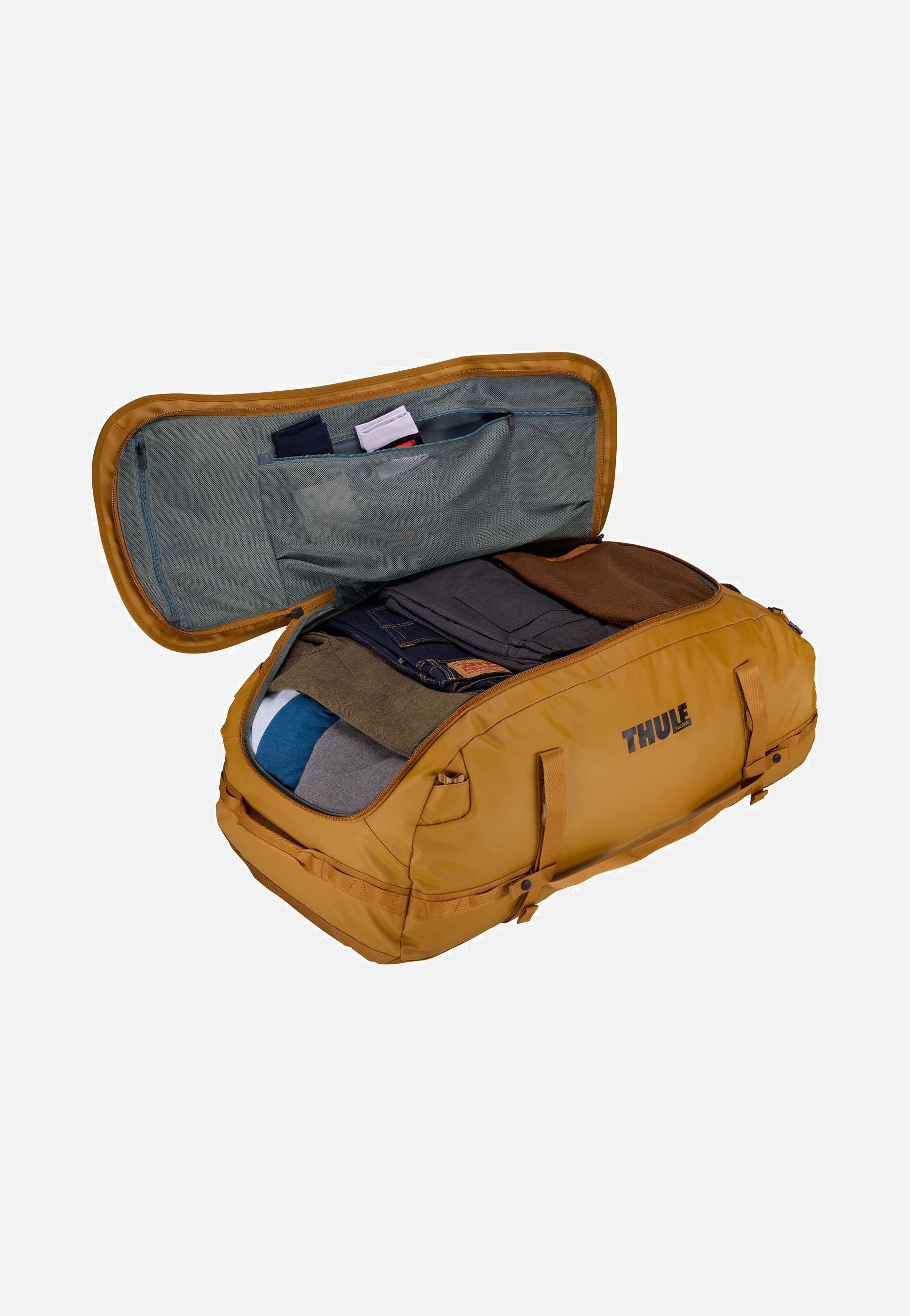 Thule Chasm 130L Golden Brown Dufflebag