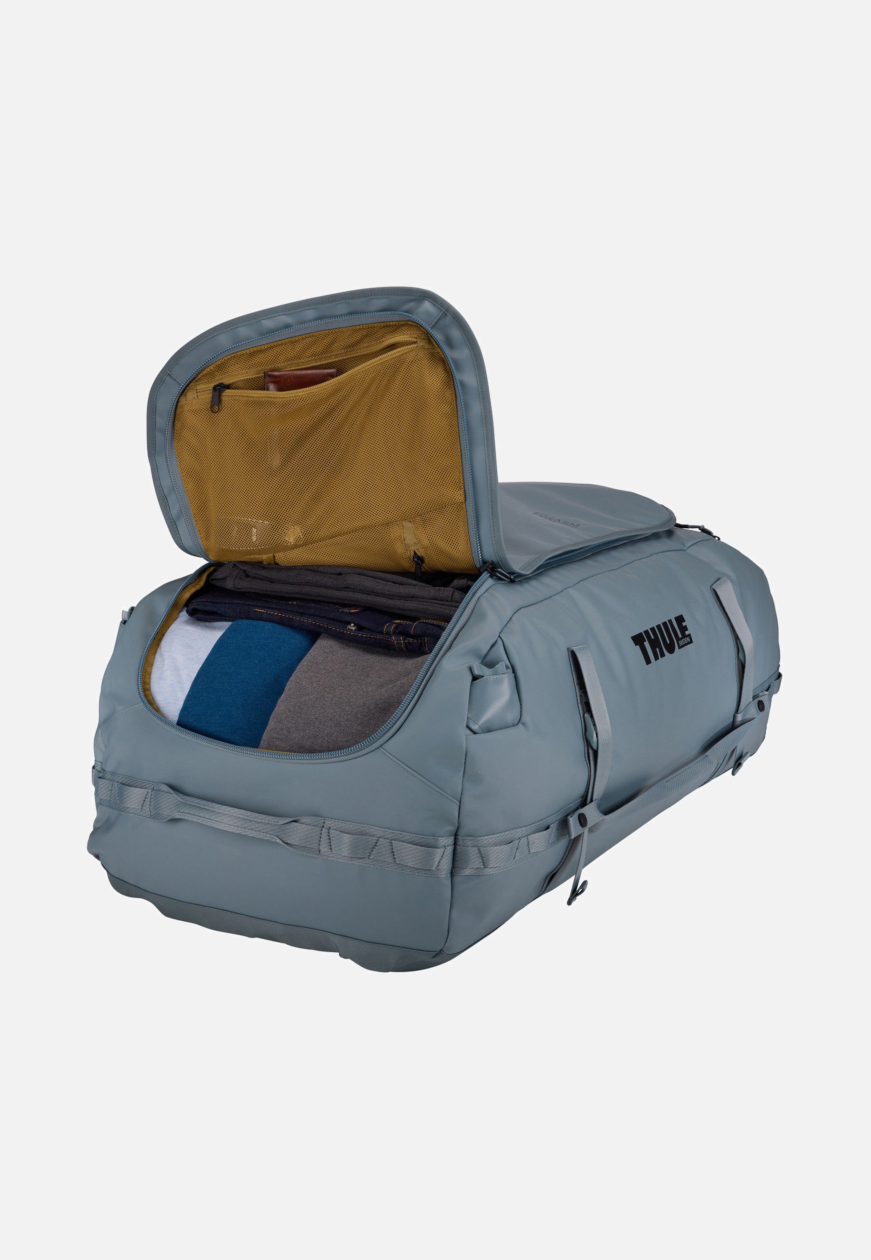 Thule - Chasm 130L Pond Gray - Dufflebag | Neutral-Image