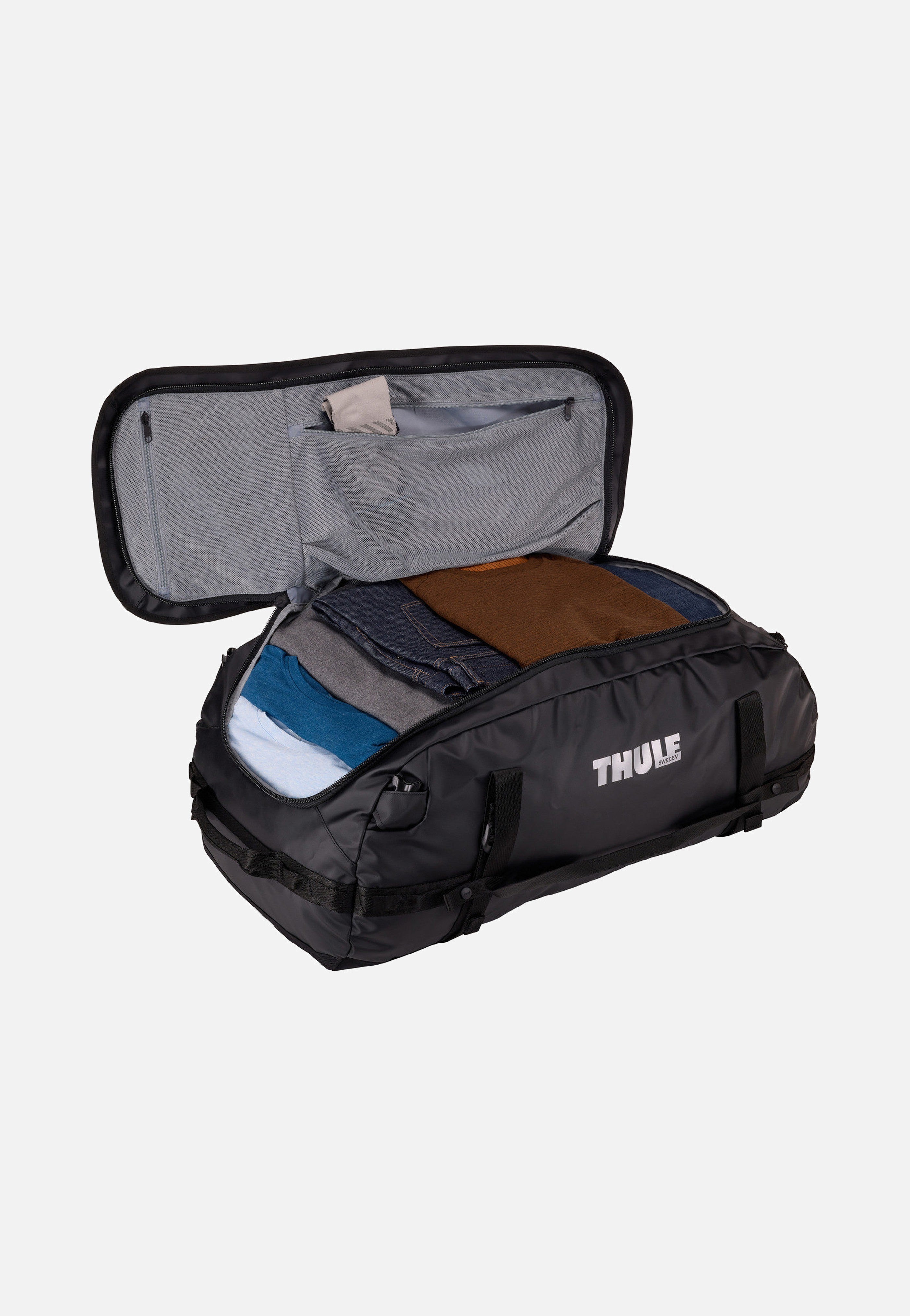 Thule Chasm 90L Black Dufflebag