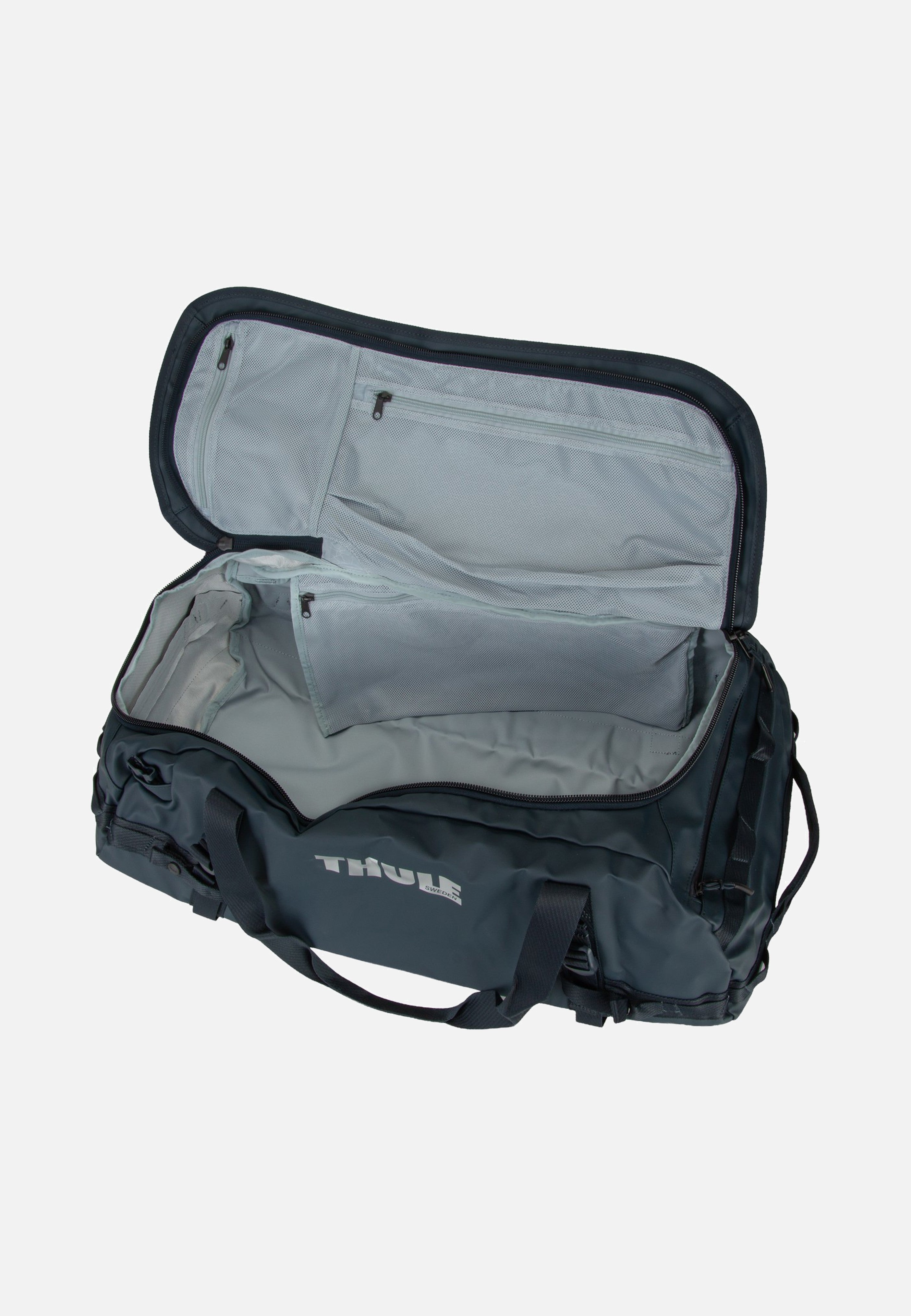 Thule Chasm 70L Darkest Blue Dufflebag