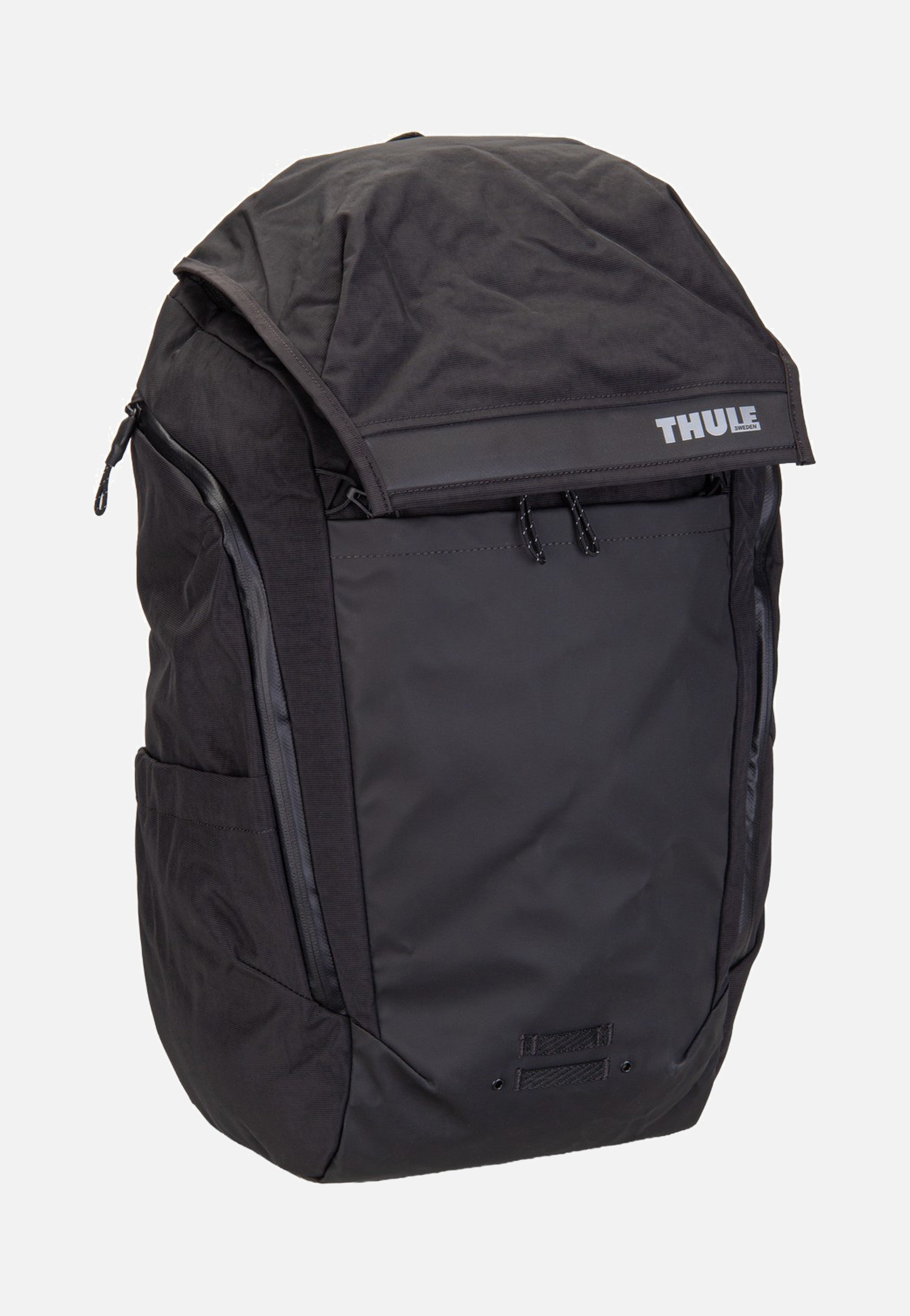 Thule Paramount Commuter 28L Black Backpack