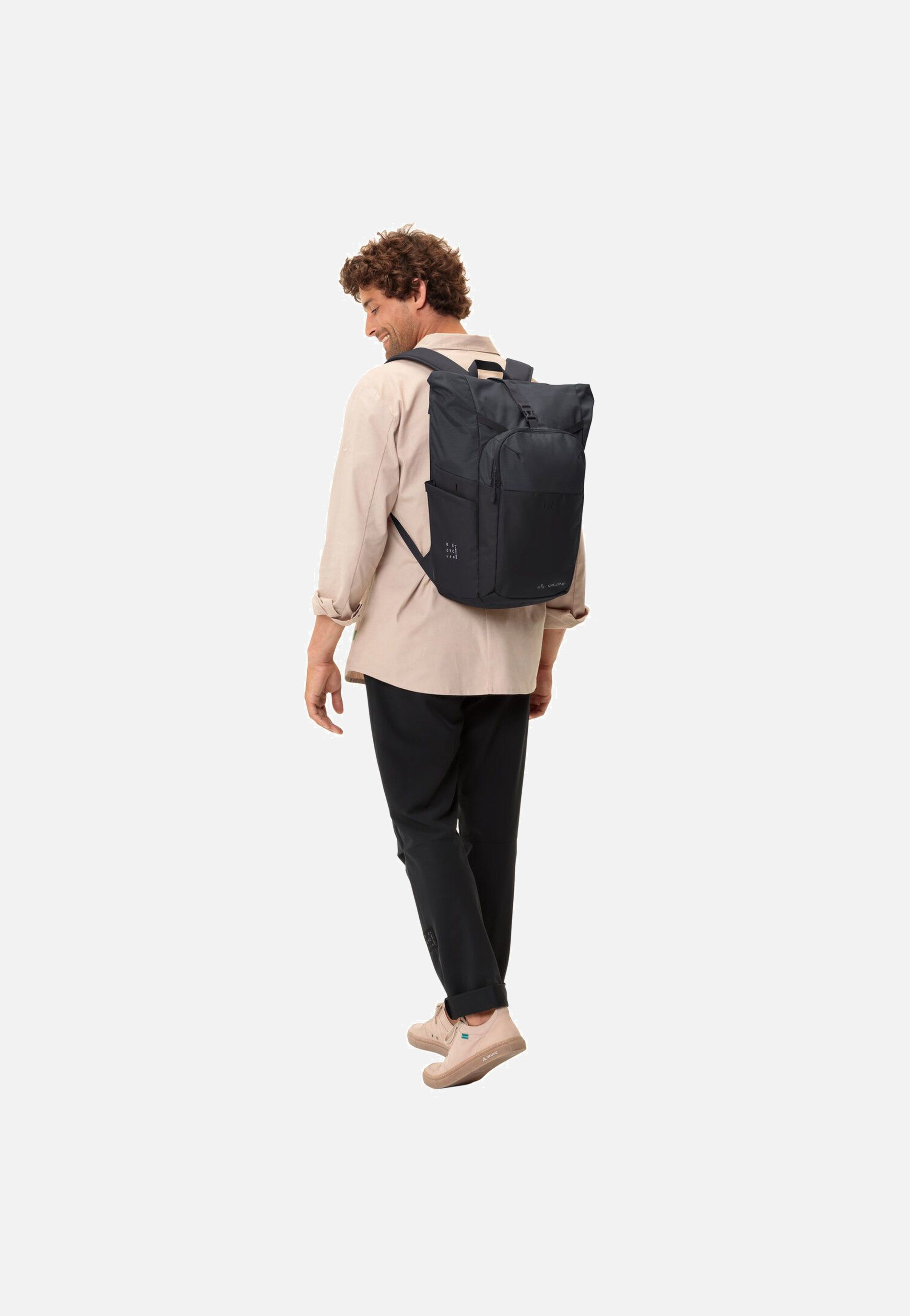 Vaude - Okab II Black - Rolltop Backpack | Neutral-Image