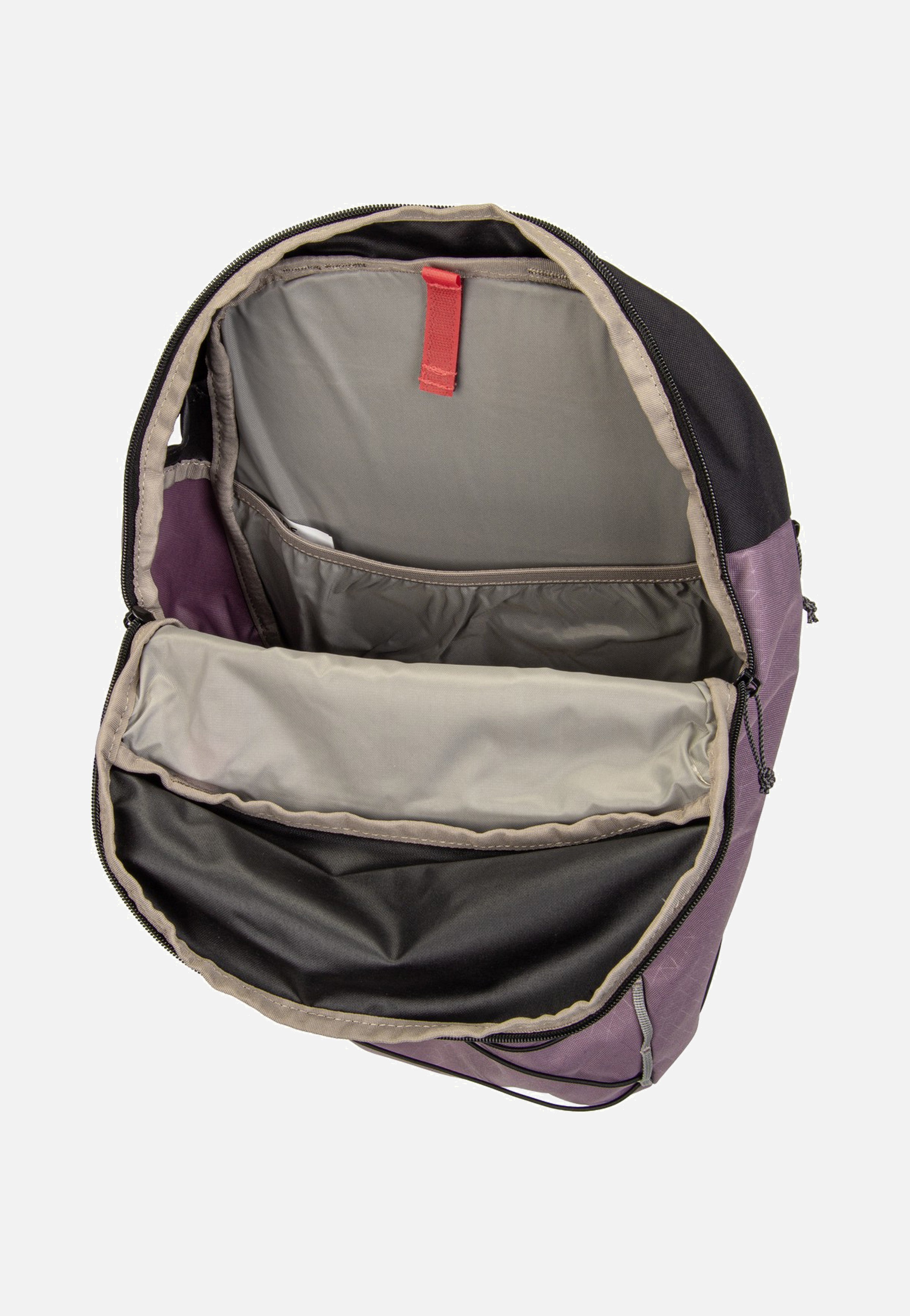 Vaude Agile 20 Purple Ash Hiking Rucksack