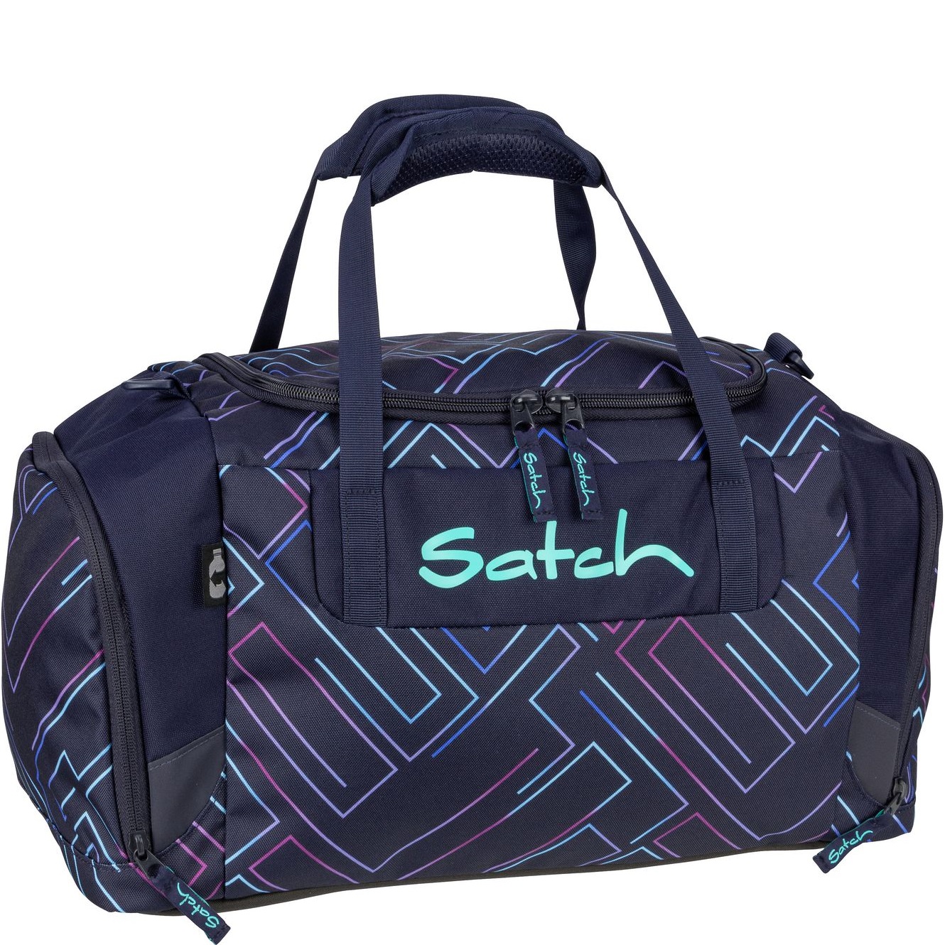 satch satch Sporttasche 2.0 in Purple Laser vor weißem Hintergrund