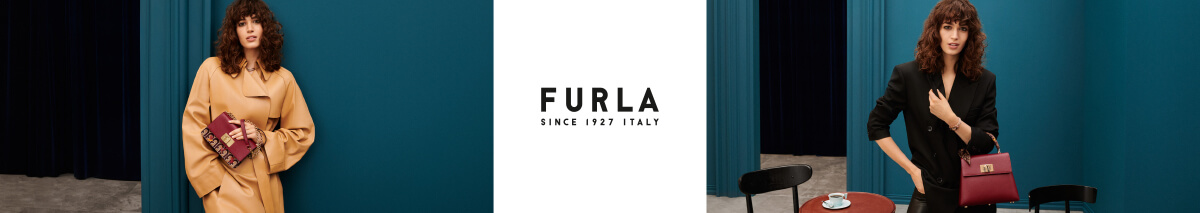 junge Frau mit Furla handtaschen und Logo von Furla